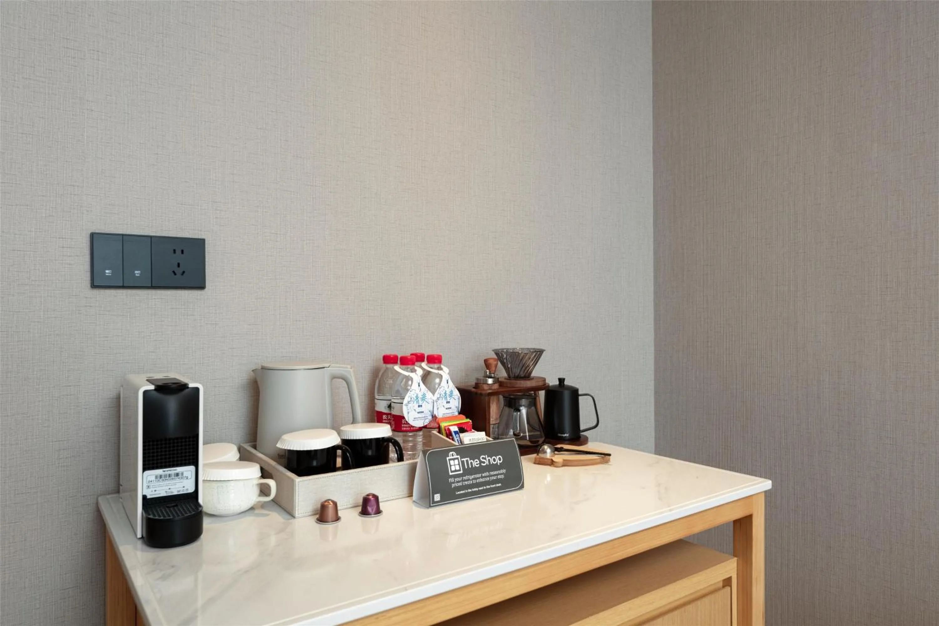 Photo of the whole room in Hilton Garden Inn Shanghai Jiading