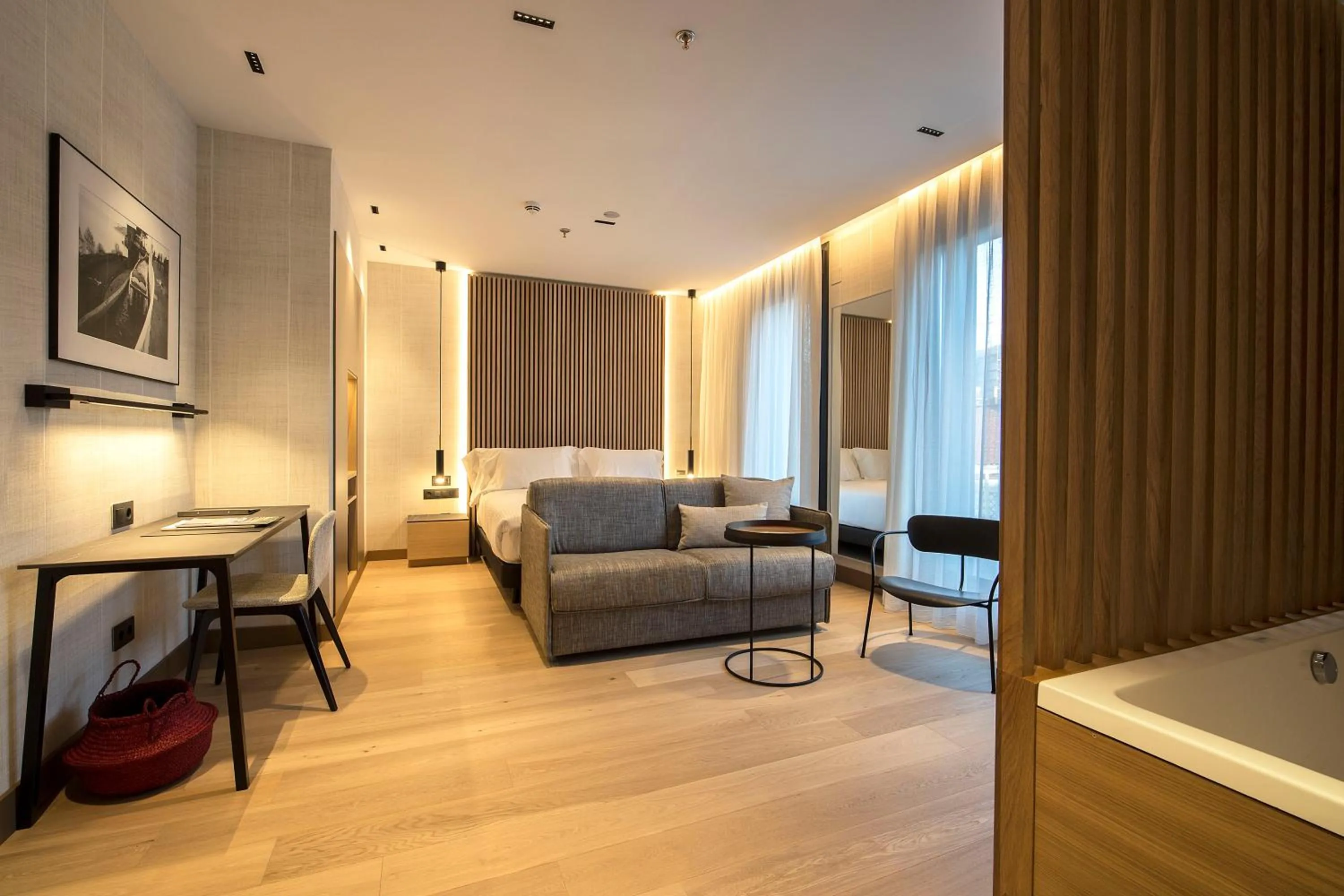 Photo of the whole room in Zenit Convento San Martin