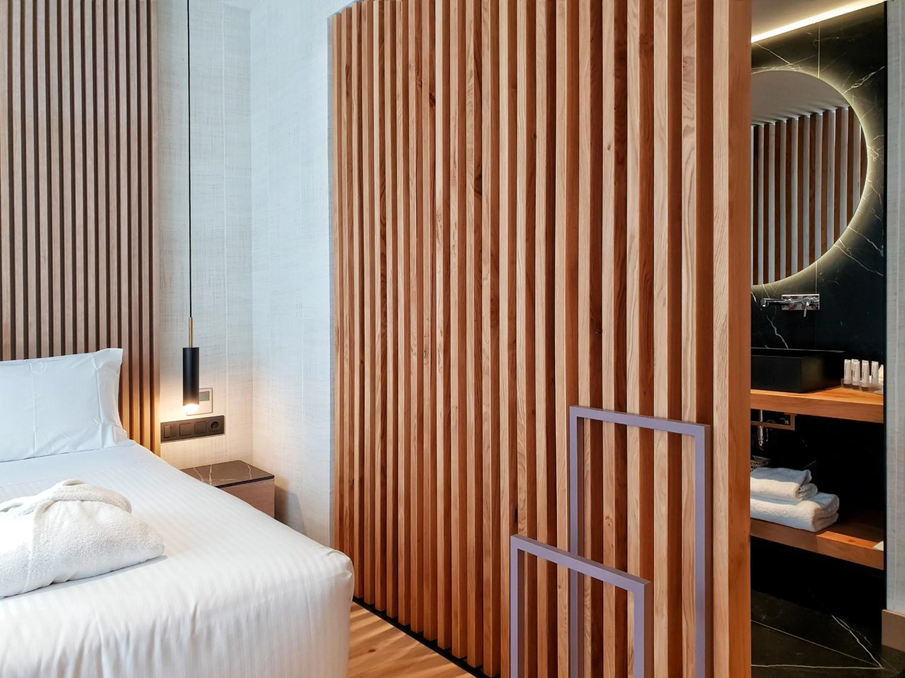 Bedroom, Bed in Zenit Convento San Martin