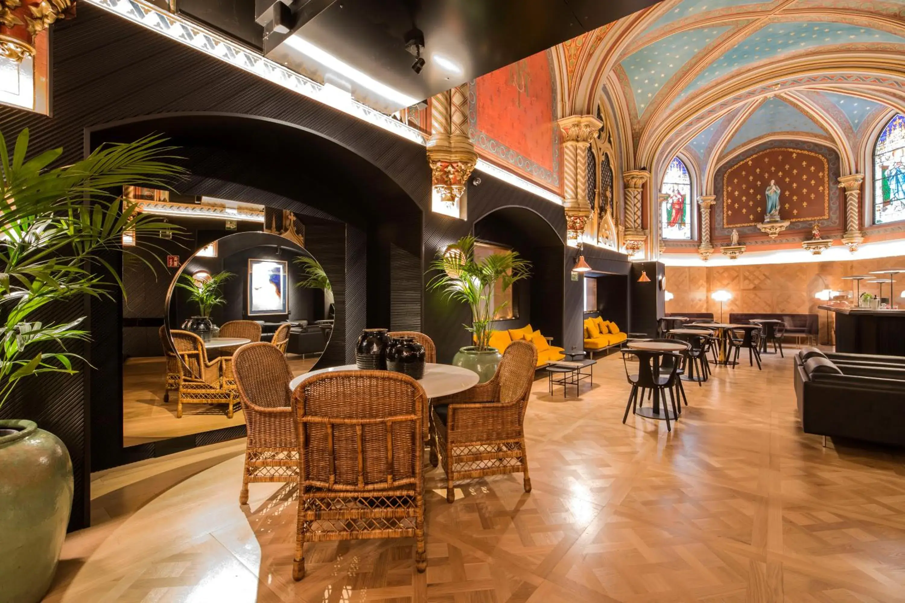 Lounge or bar in Zenit Convento San Martin Lounge or bar in Zenit Convento San Martin