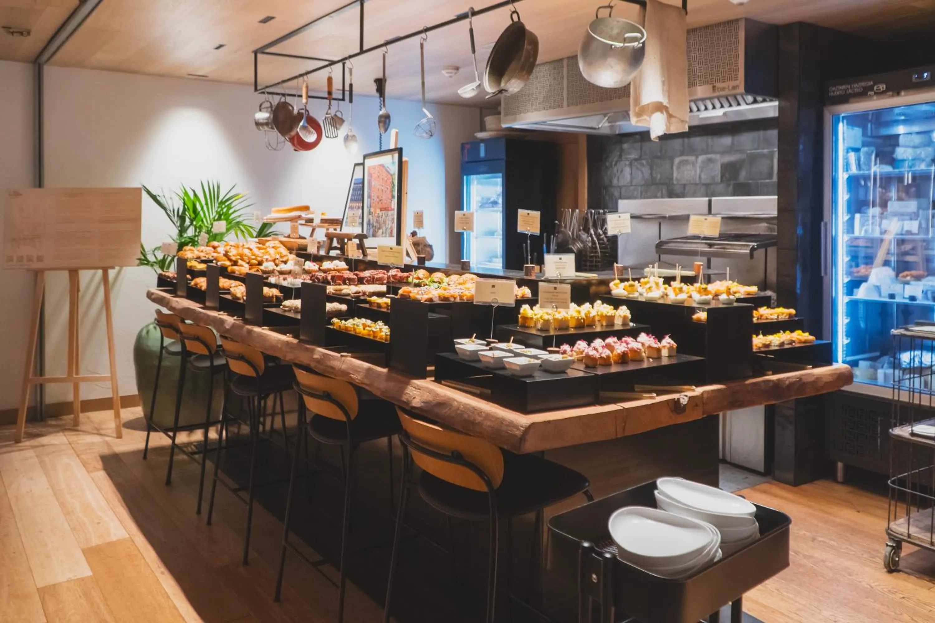 Buffet breakfast in Zenit Convento San Martin