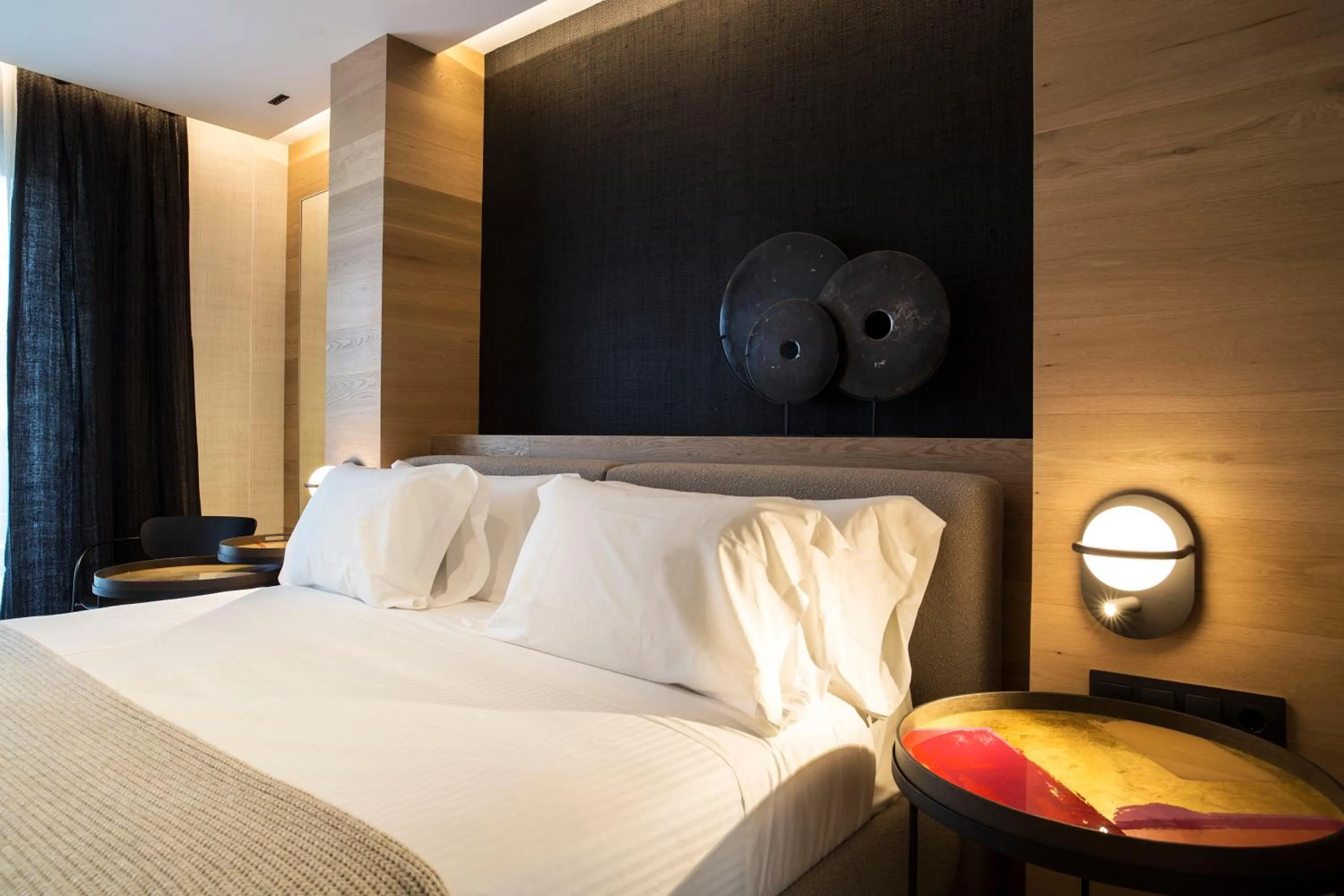 Photo of the whole room, Bed in Zenit Convento San Martin