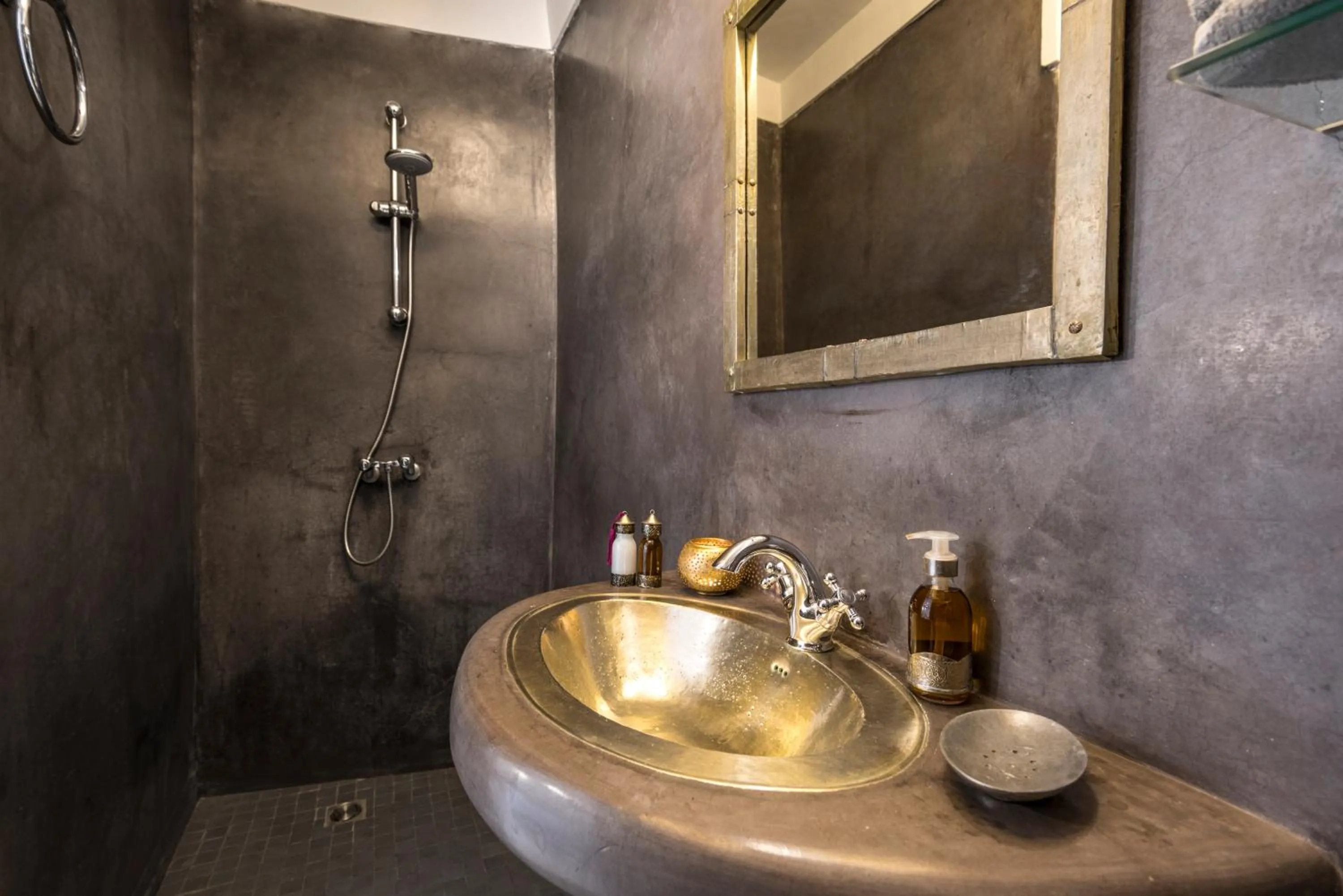 Bathroom in Riad Hissan