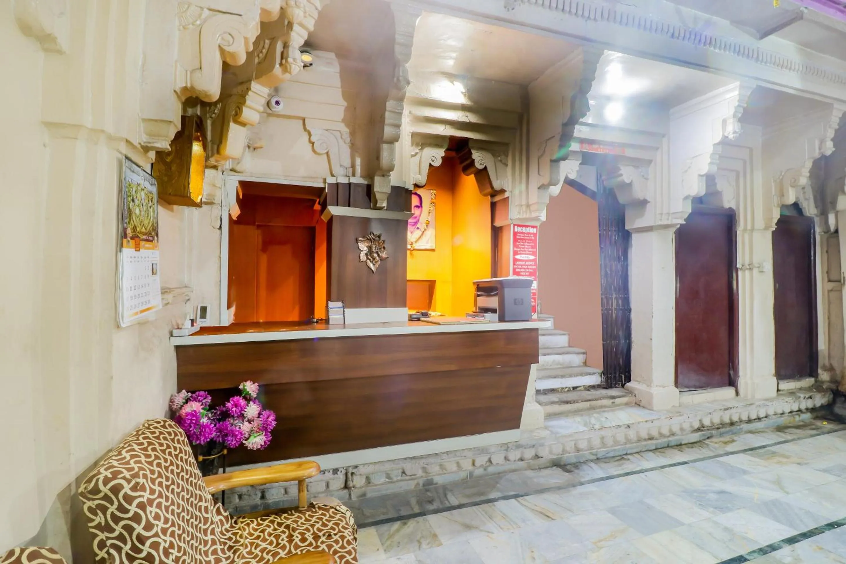 Lobby or reception in SPOT ON Mishra Guest House