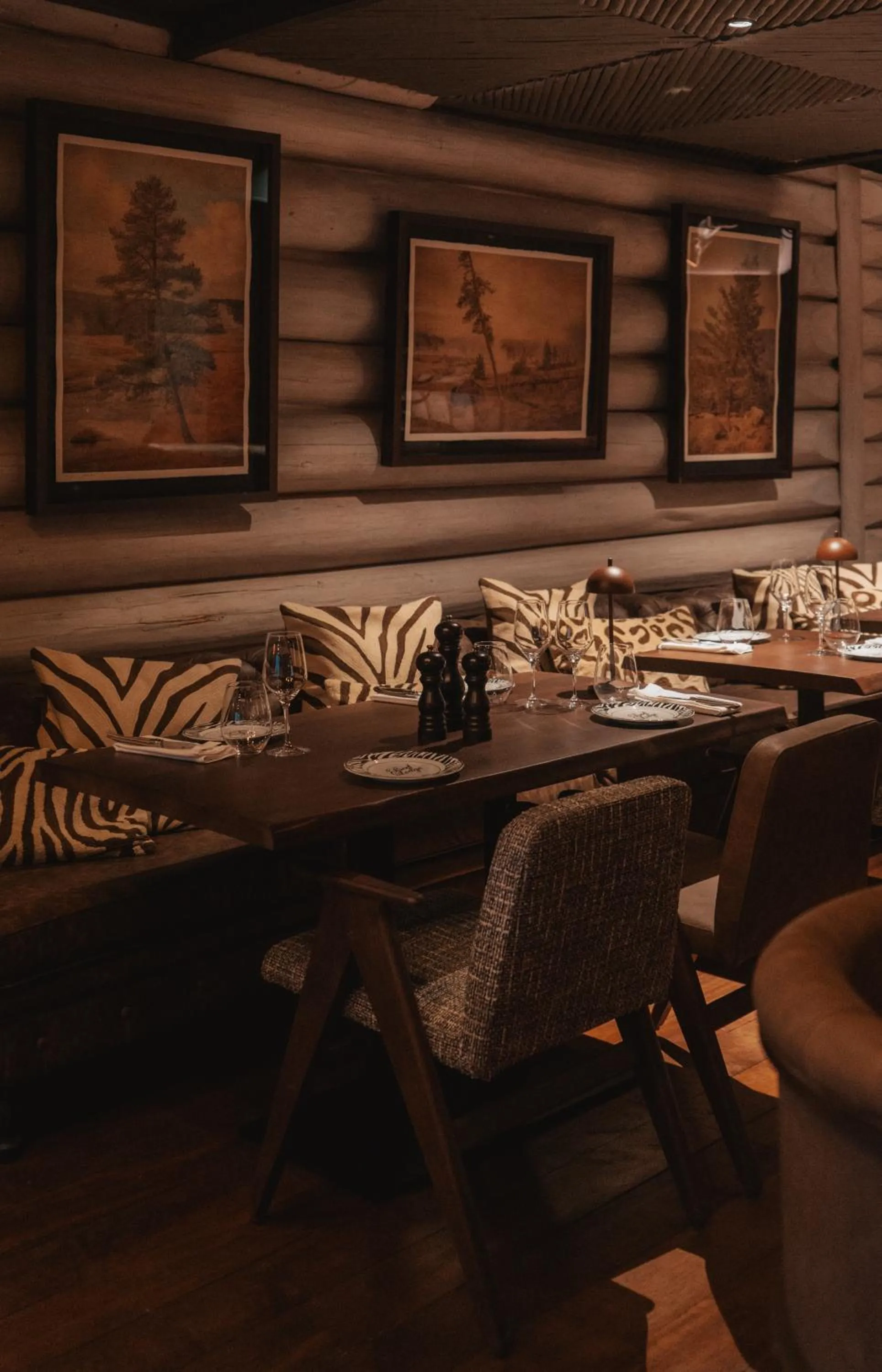 Restaurant/places to eat in Lodge Park