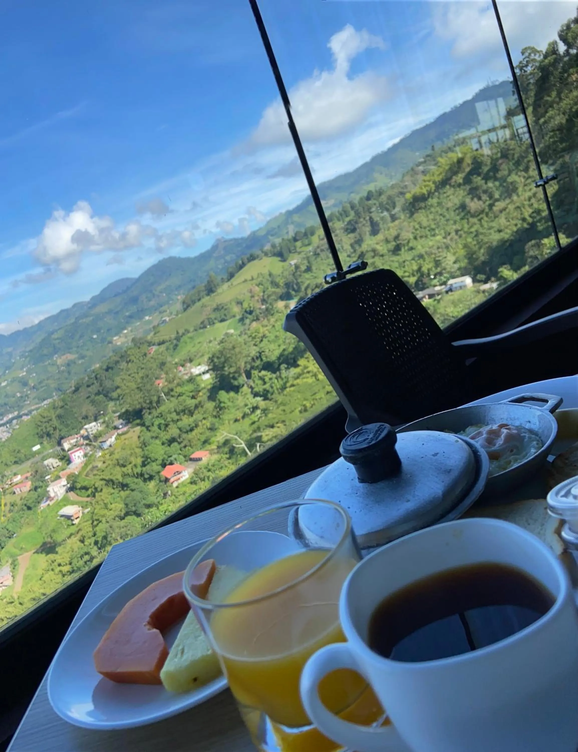 Breakfast in Hotel Entre Lomas