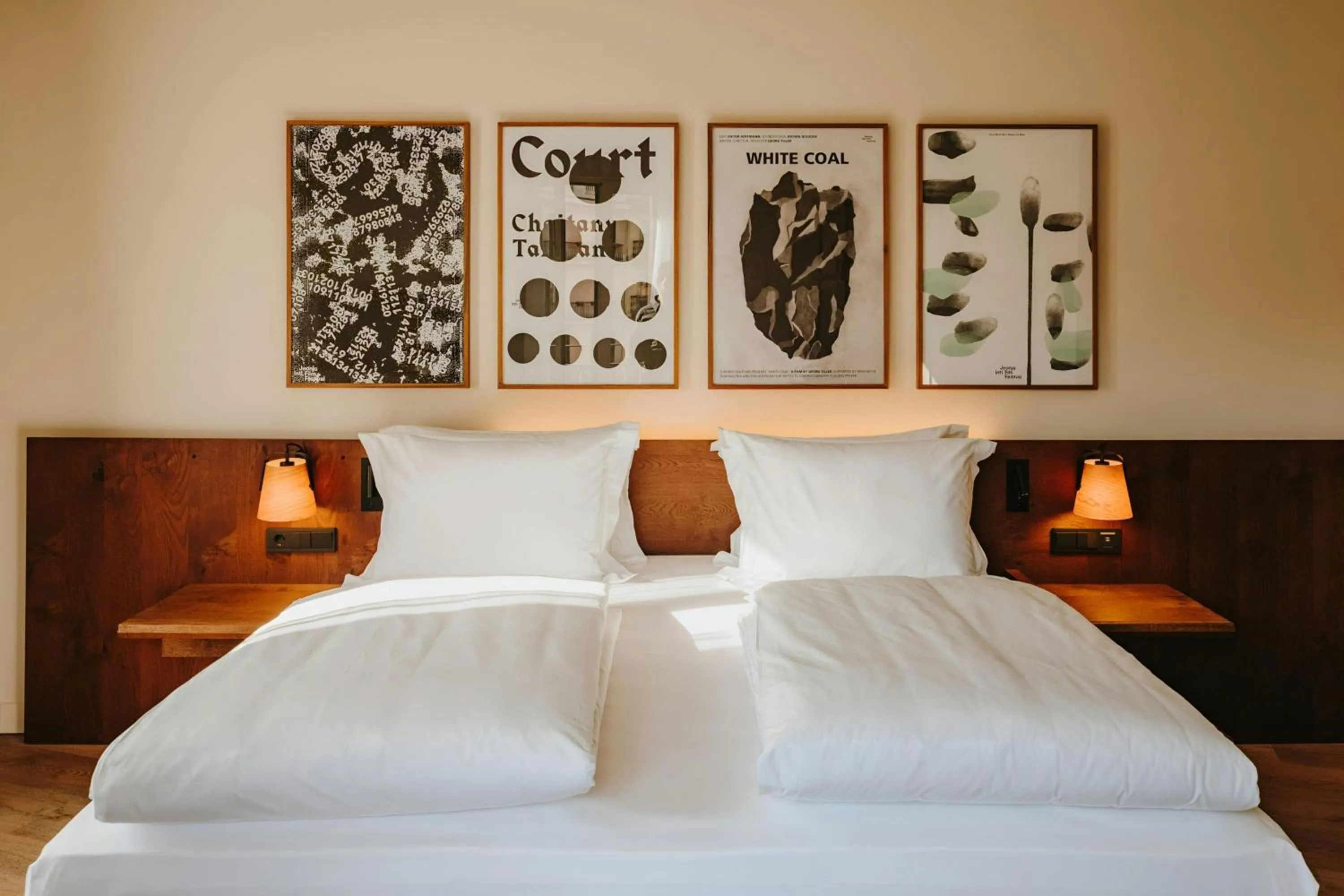 Bedroom, Bed in Casa Luz Hotel Plaça Universitat, Sonder by Marriott Bonvoy