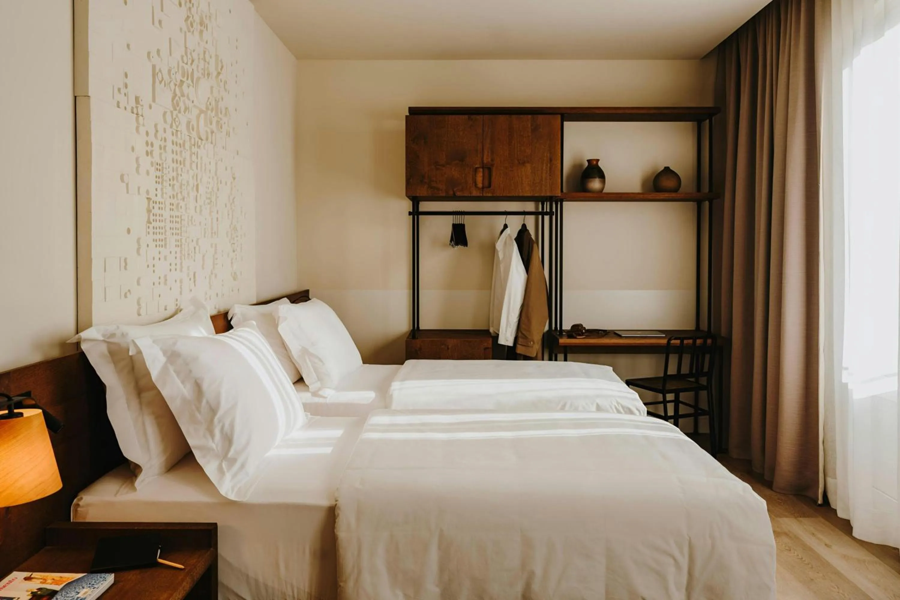 Bedroom, Bed in Casa Luz Hotel Plaça Universitat, Sonder by Marriott Bonvoy