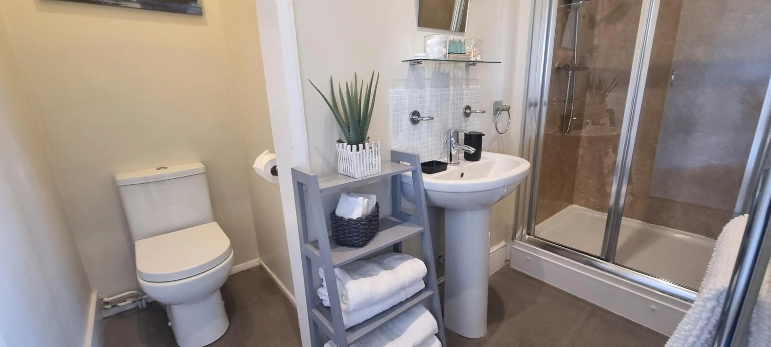 Bedroom in Ebor Lodge