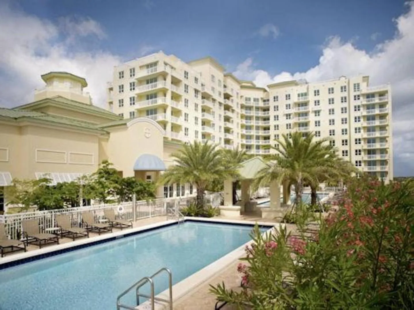 Apartment in Casa Costa condo!Beach pass included