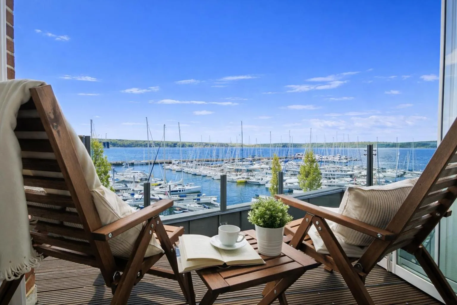 fewo1846 - Baltic Lodge - komfortable Maisonettewohnung mit 3 Schlafzimmern, Balkon und Blick auf die Marina Sonwik