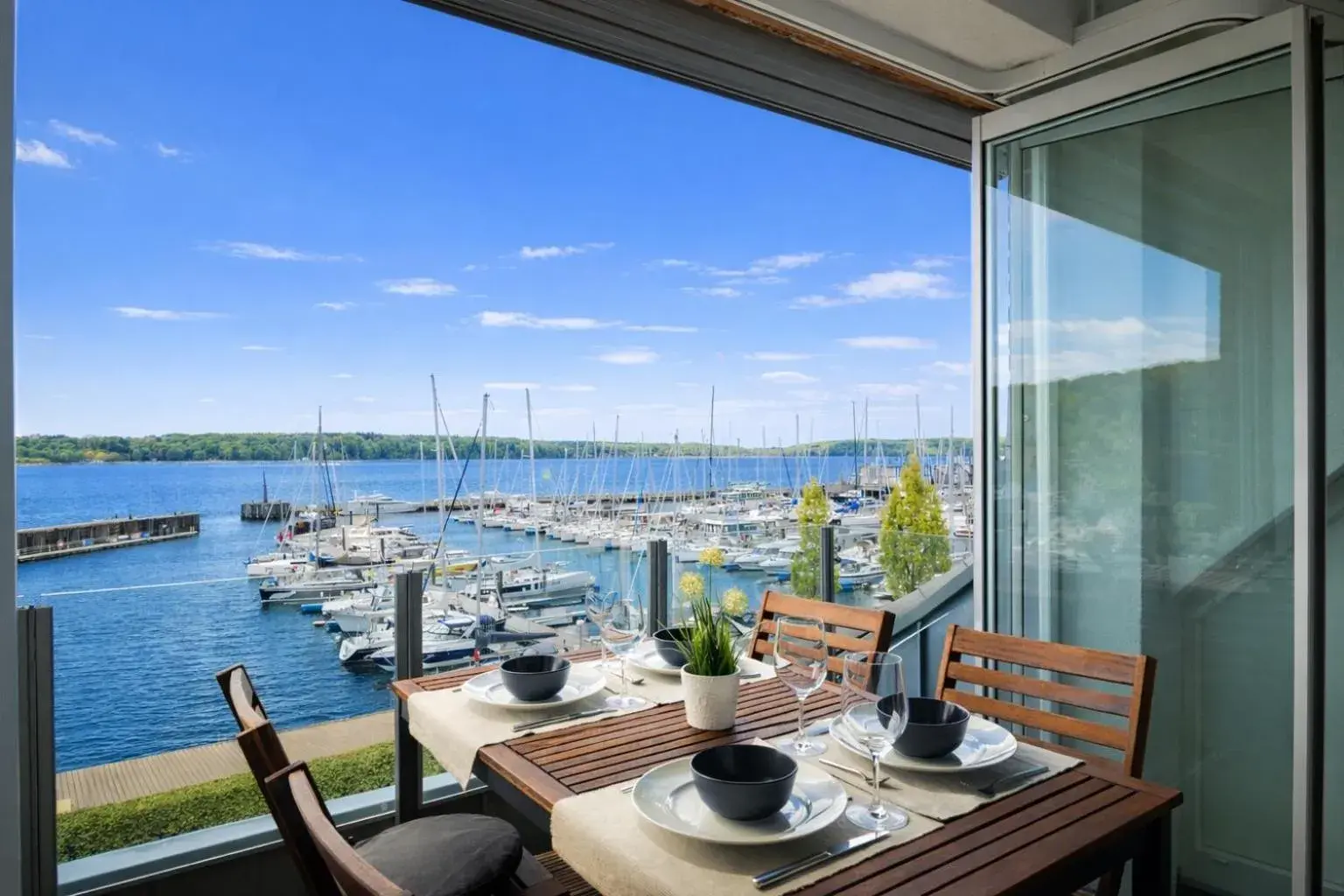 fewo1846 - Baltic Lodge - komfortable Maisonettewohnung mit 3 Schlafzimmern, Balkon und Blick auf die Marina Sonwik fewo1846 - Baltic Lodge - komfortable Maisonettewohnung mit 3 Schlafzimmern, Balkon und Blick auf die Marina Sonwik