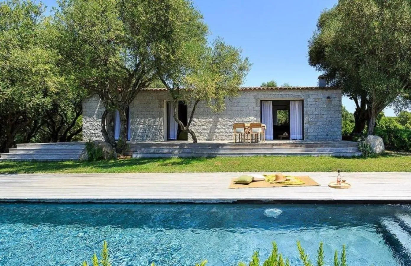 Garden in Domaine de Peretti della Rocca