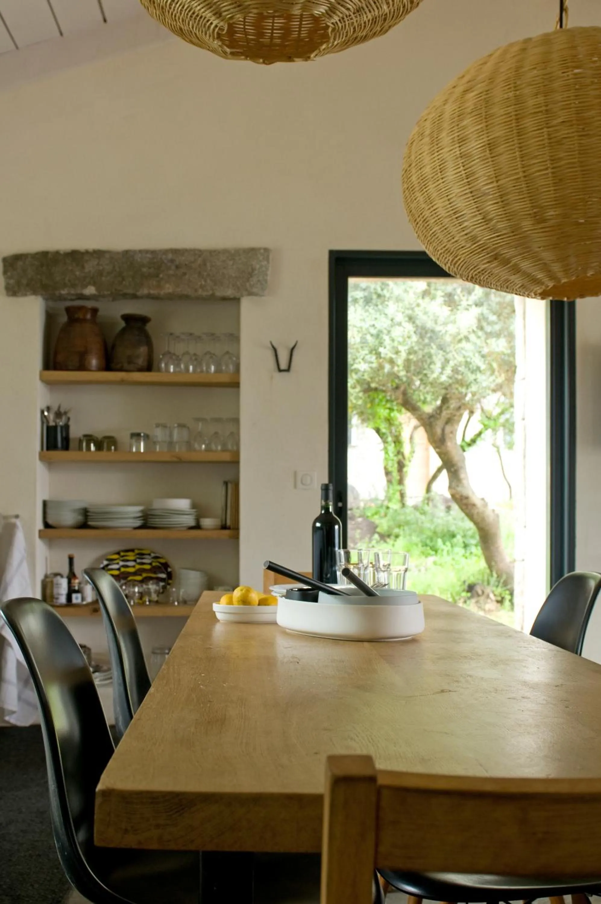 Decorative detail in Domaine de Peretti della Rocca