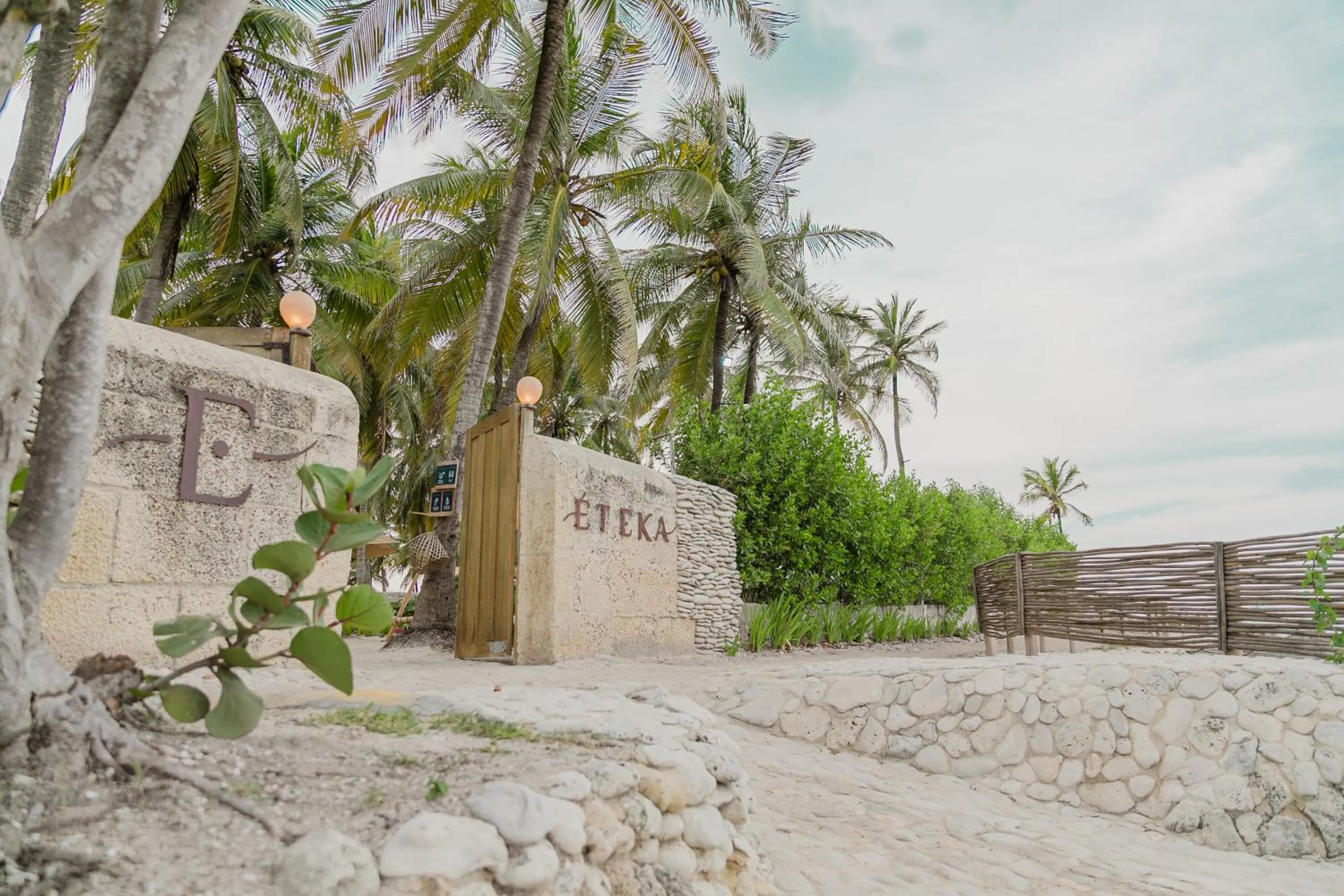 Facade/entrance in Éteka Slow Beach Hotel Adults Only