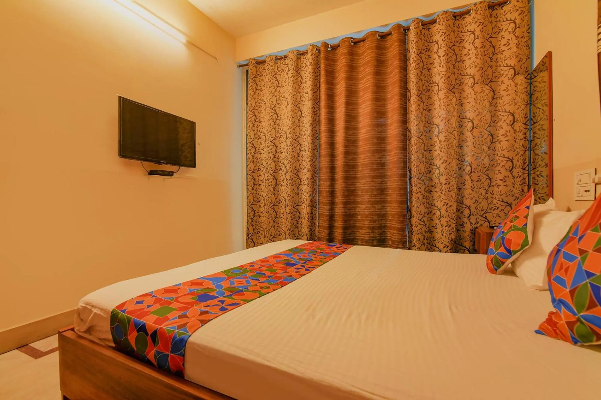 TV and multimedia in FabHotel Yatika Residency