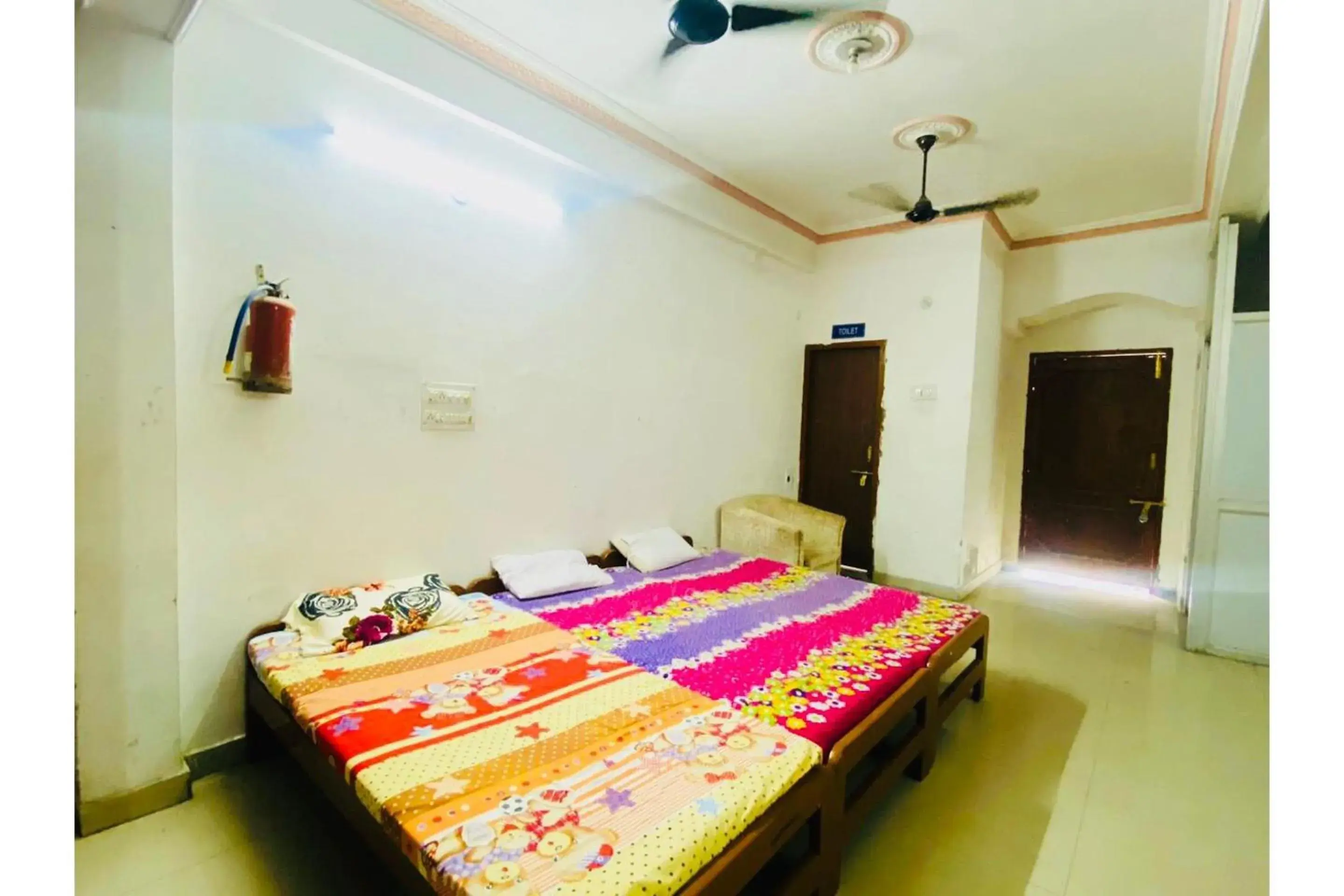 Bedroom, Bed in SPOT ON J C Guest House Bedroom, Bed in SPOT ON J C Guest House