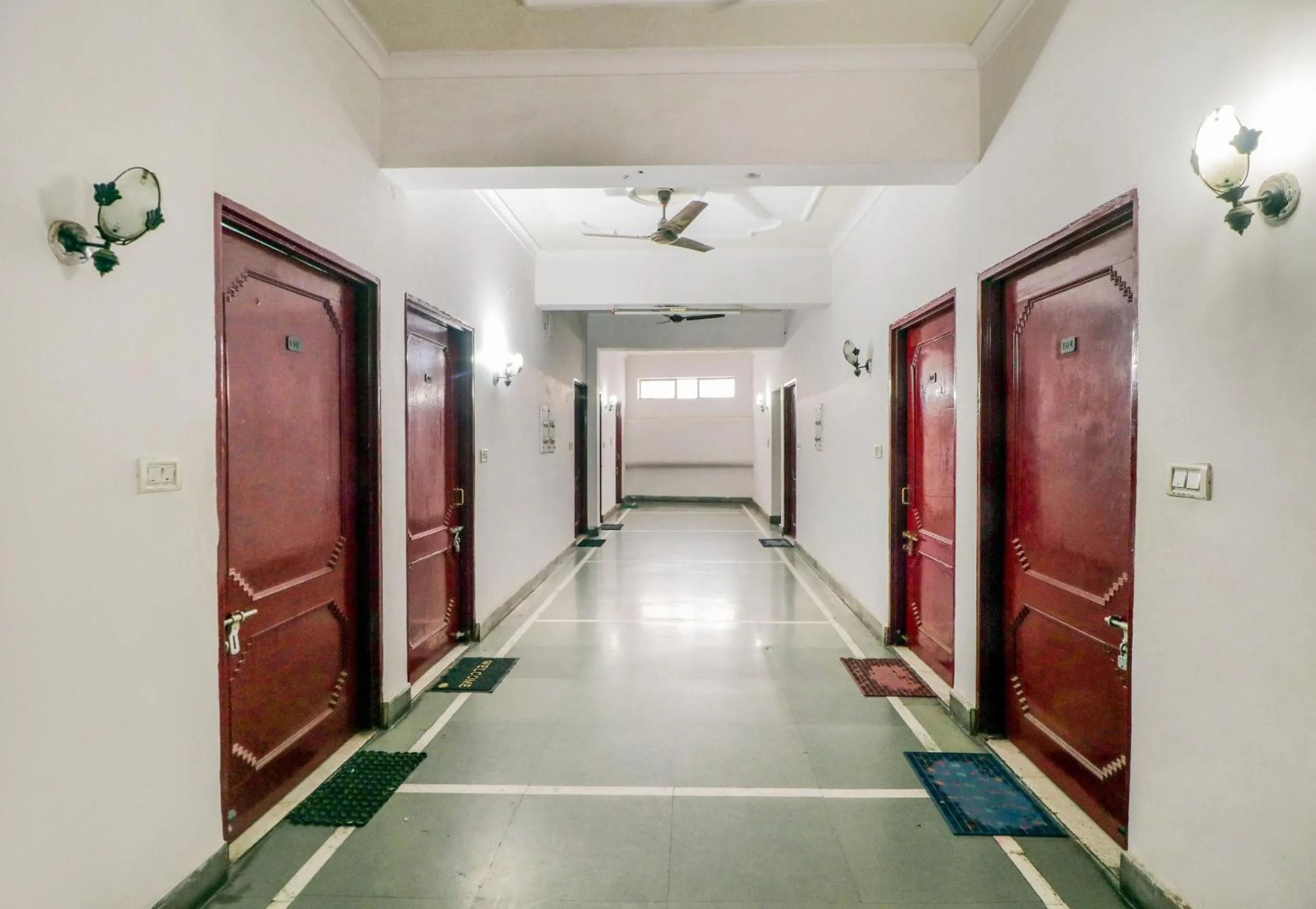 Lobby or reception in J C Guest House