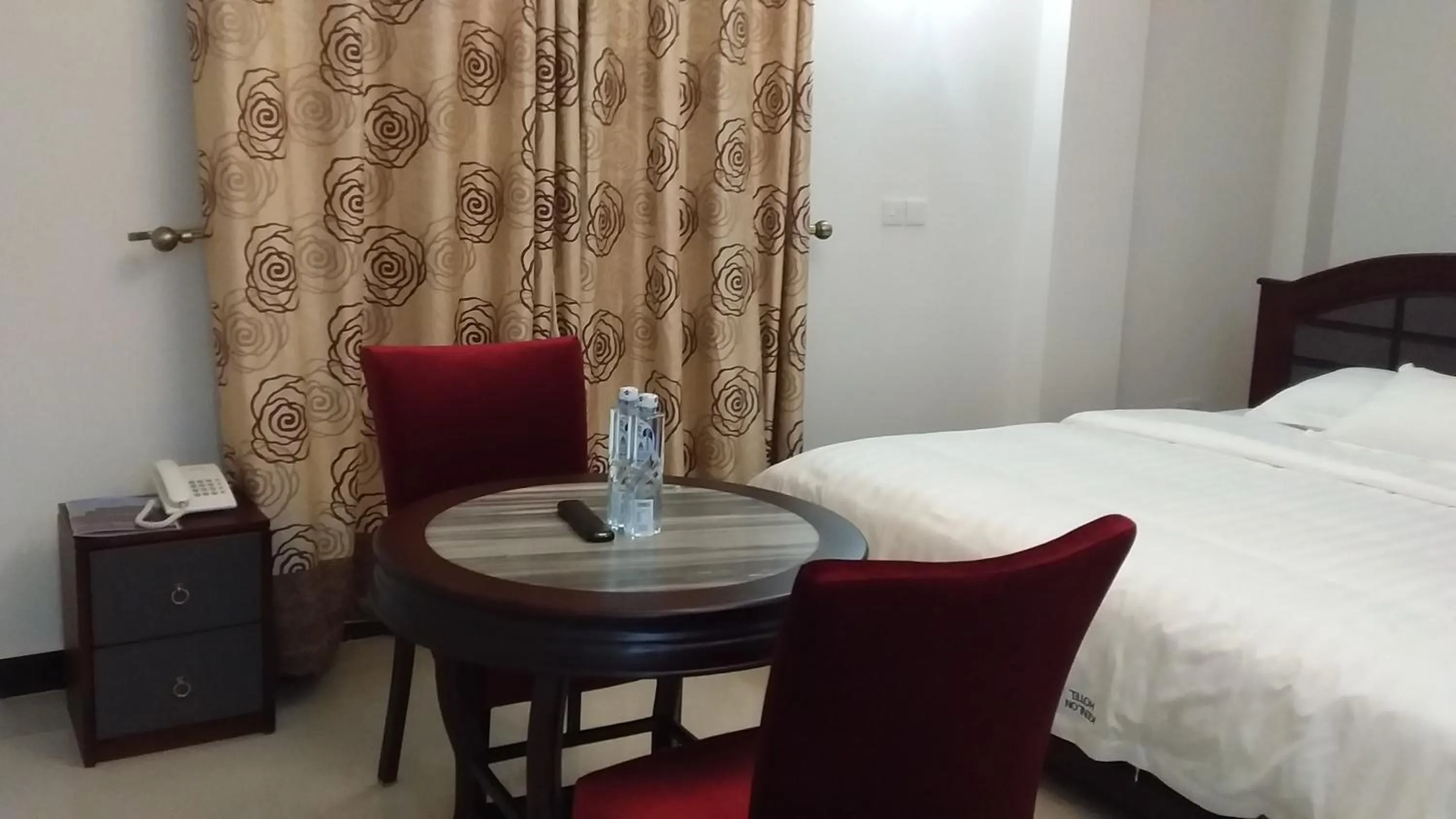 Photo of the whole room in Kenlon Hotel Kampala