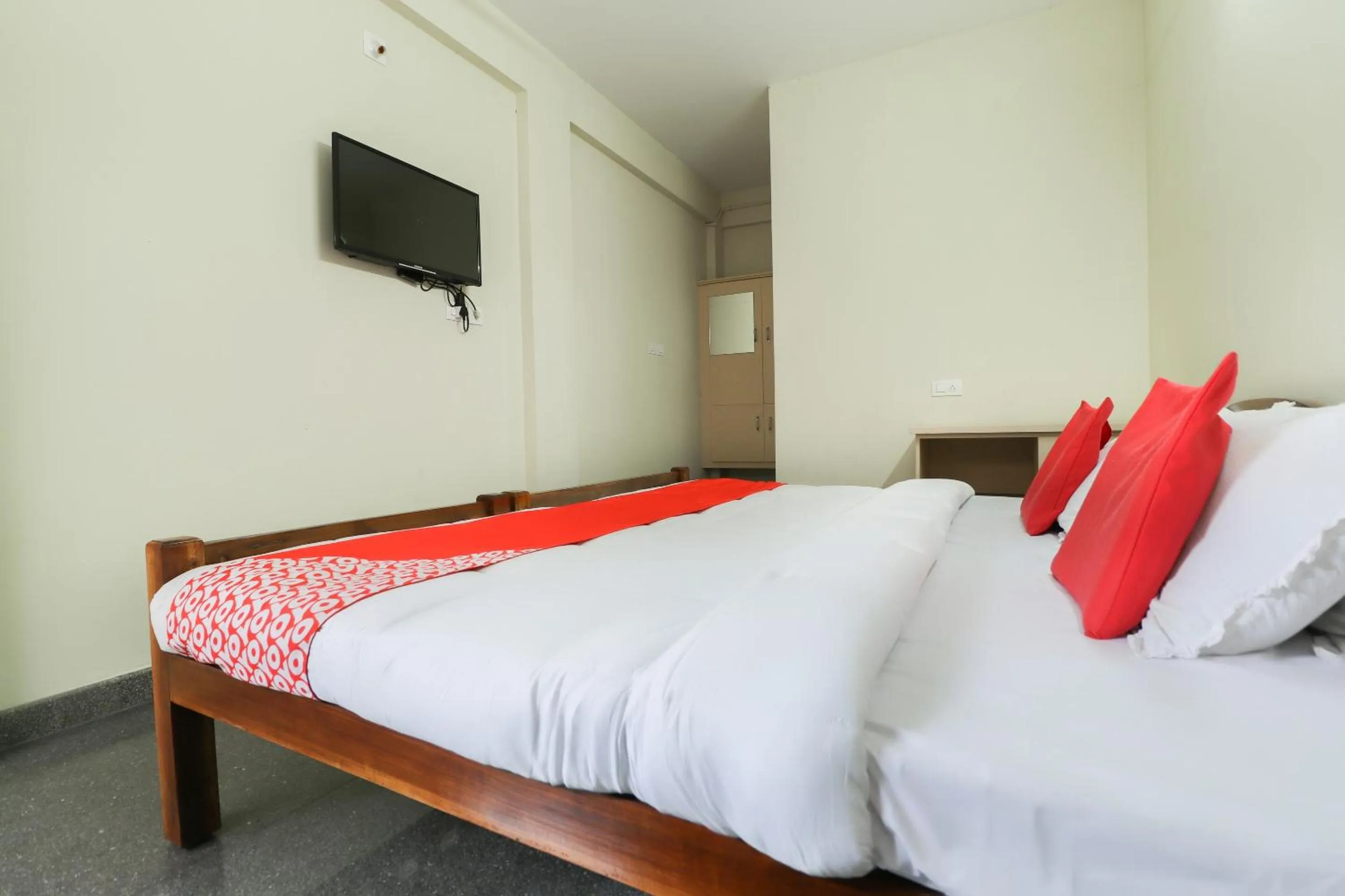 Bedroom, Bed in Hotel O Appas Residency