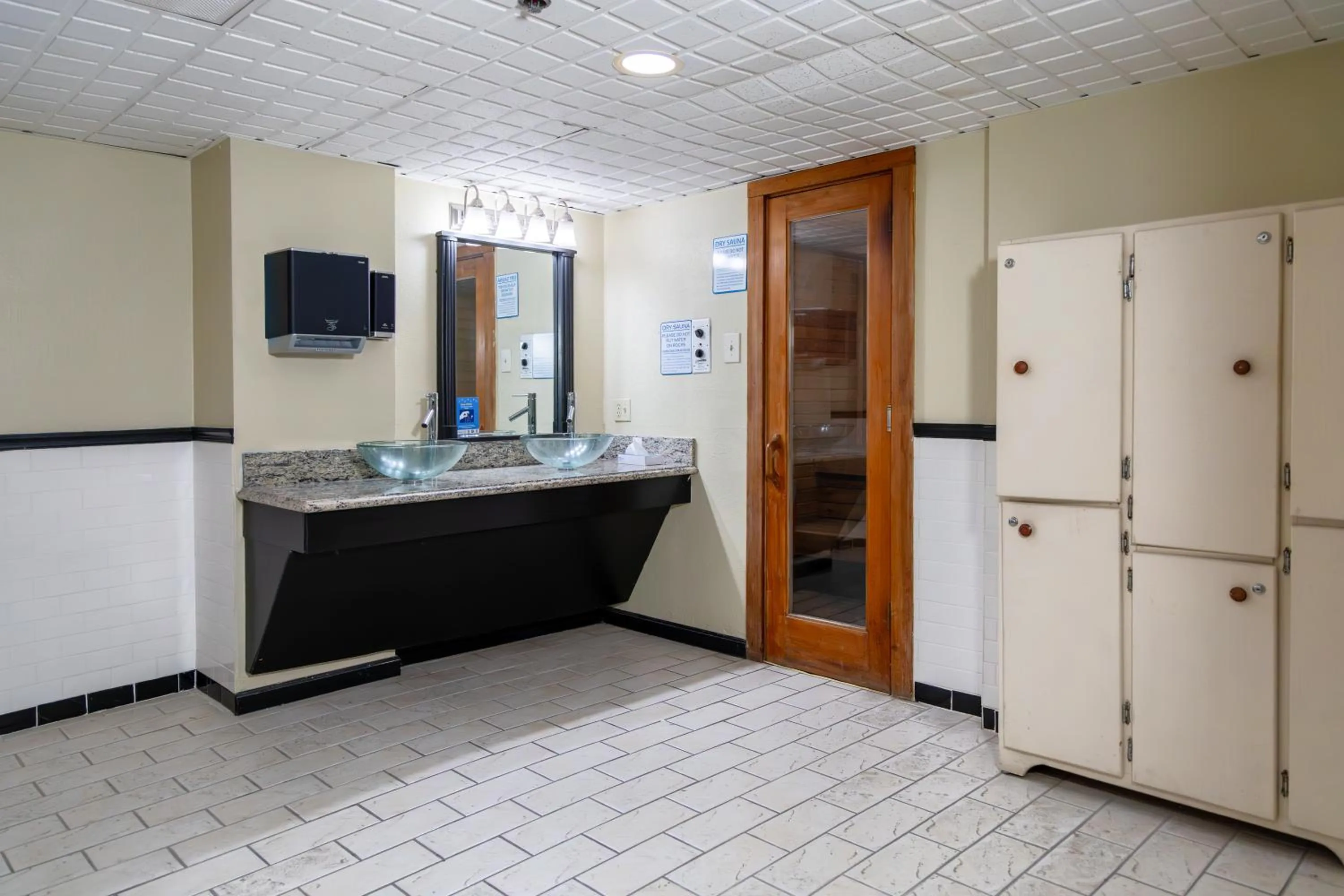 Sauna in Legacy Vacation Resorts - Brigantine Beach