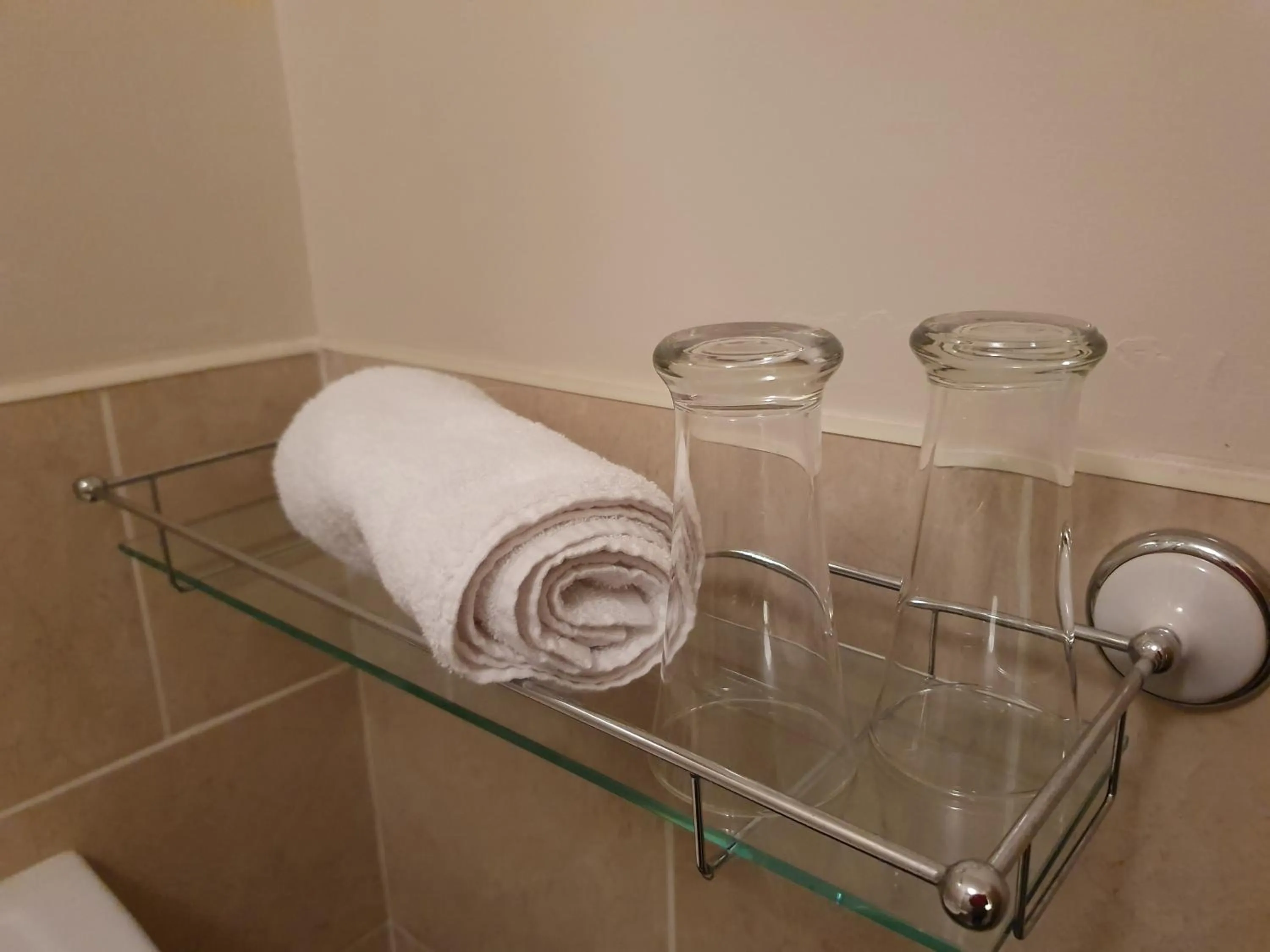 Bathroom in The Bowers Bar & Restaurant