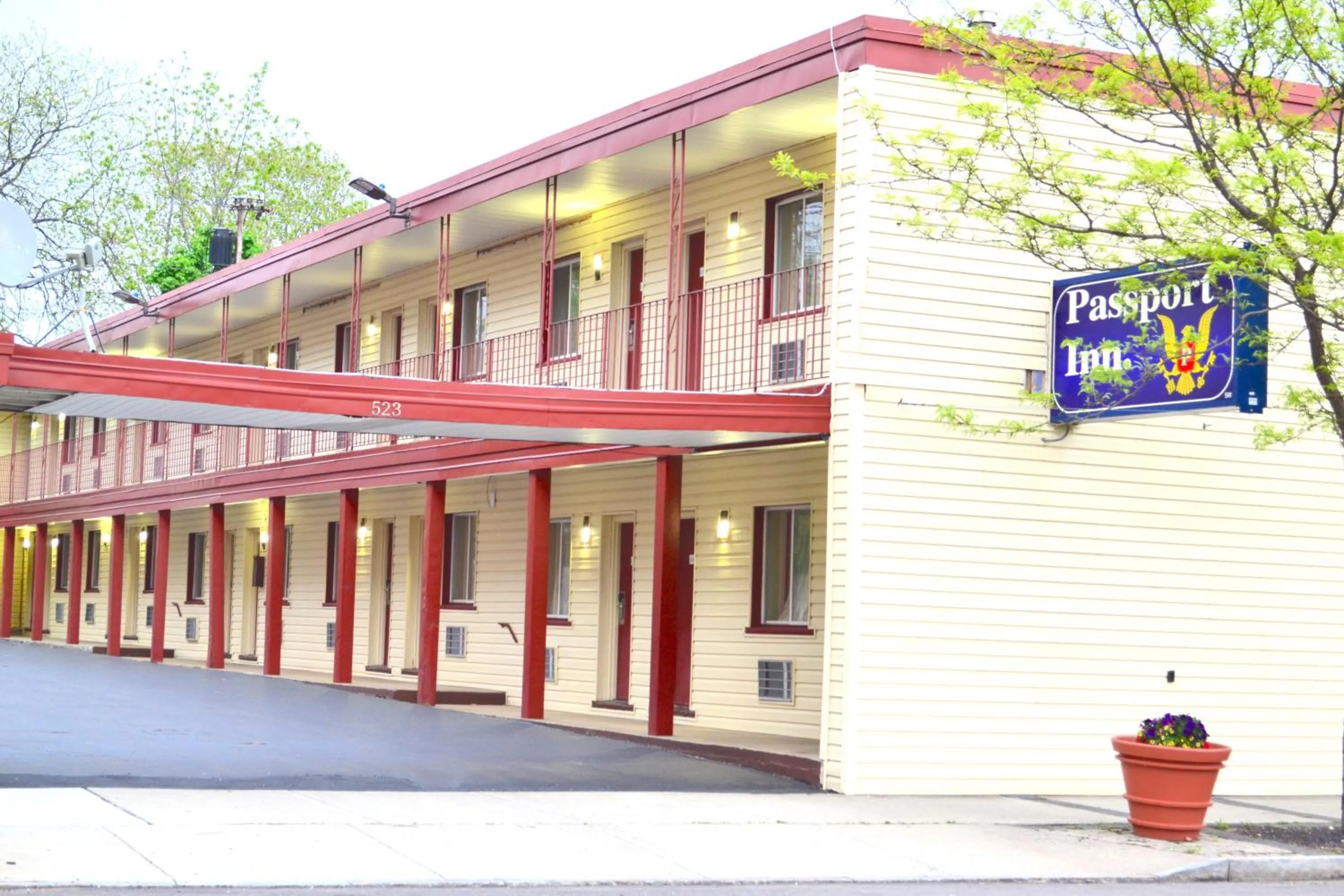 Passport Inn Niagara Falls