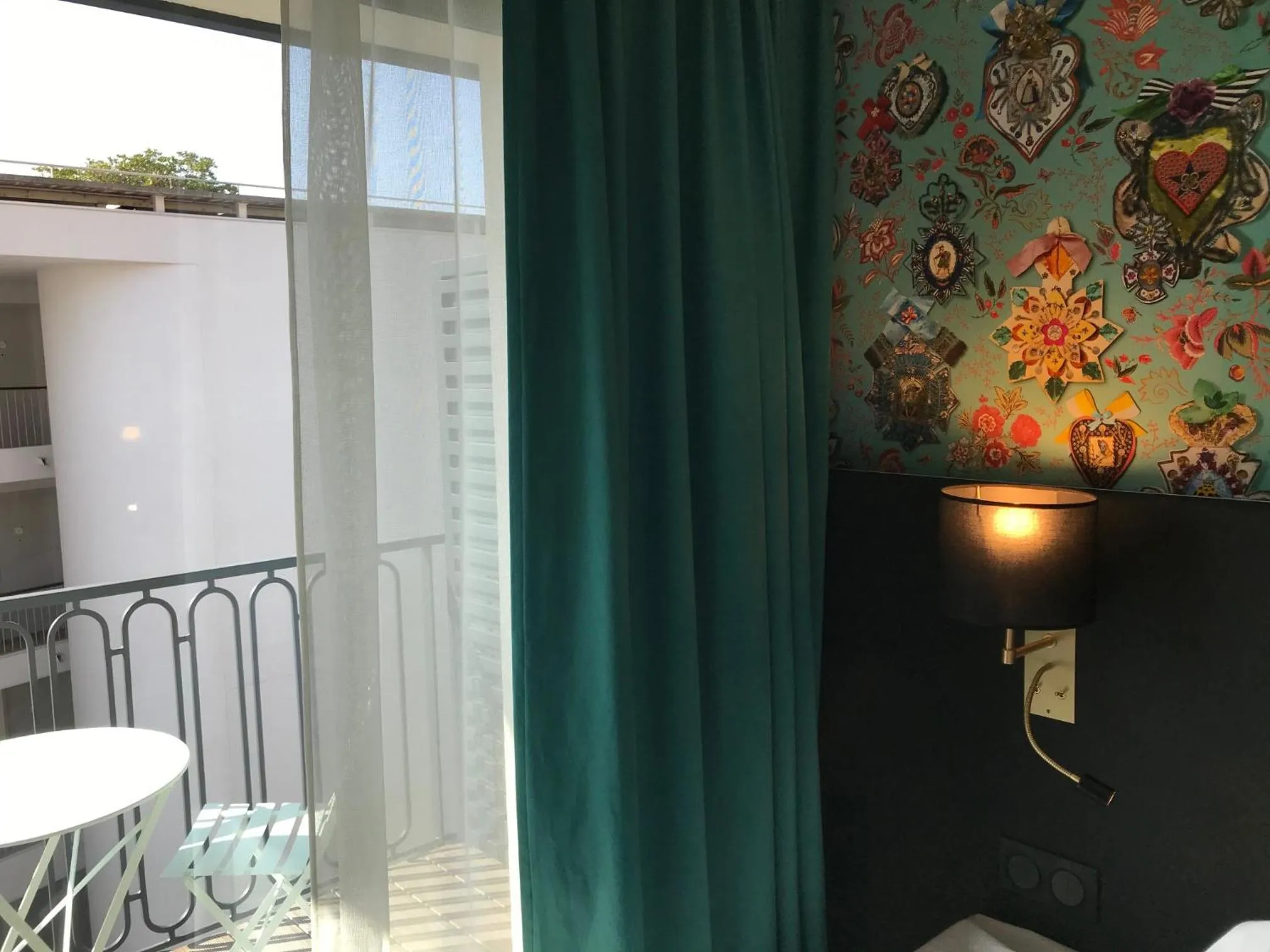 Bedroom in Hôtel La Villa Port d'Antibes & Spa