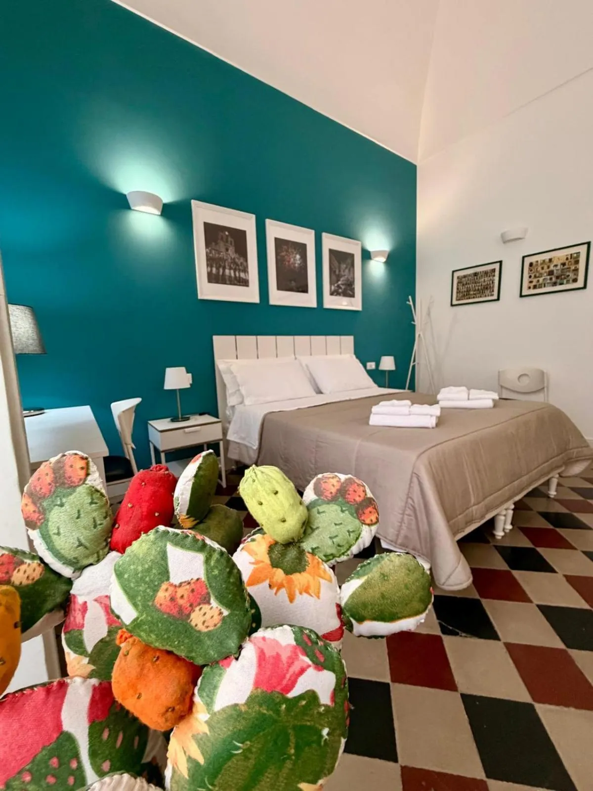 Bed in Duomo Rooms b&b