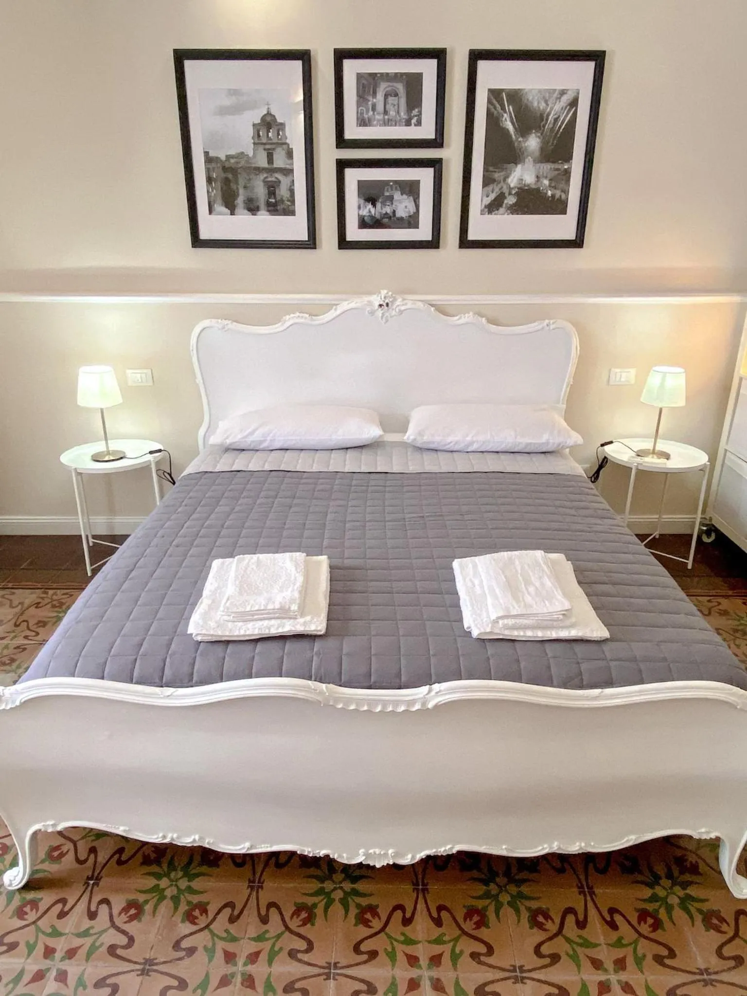 Bed in Duomo Rooms b&b