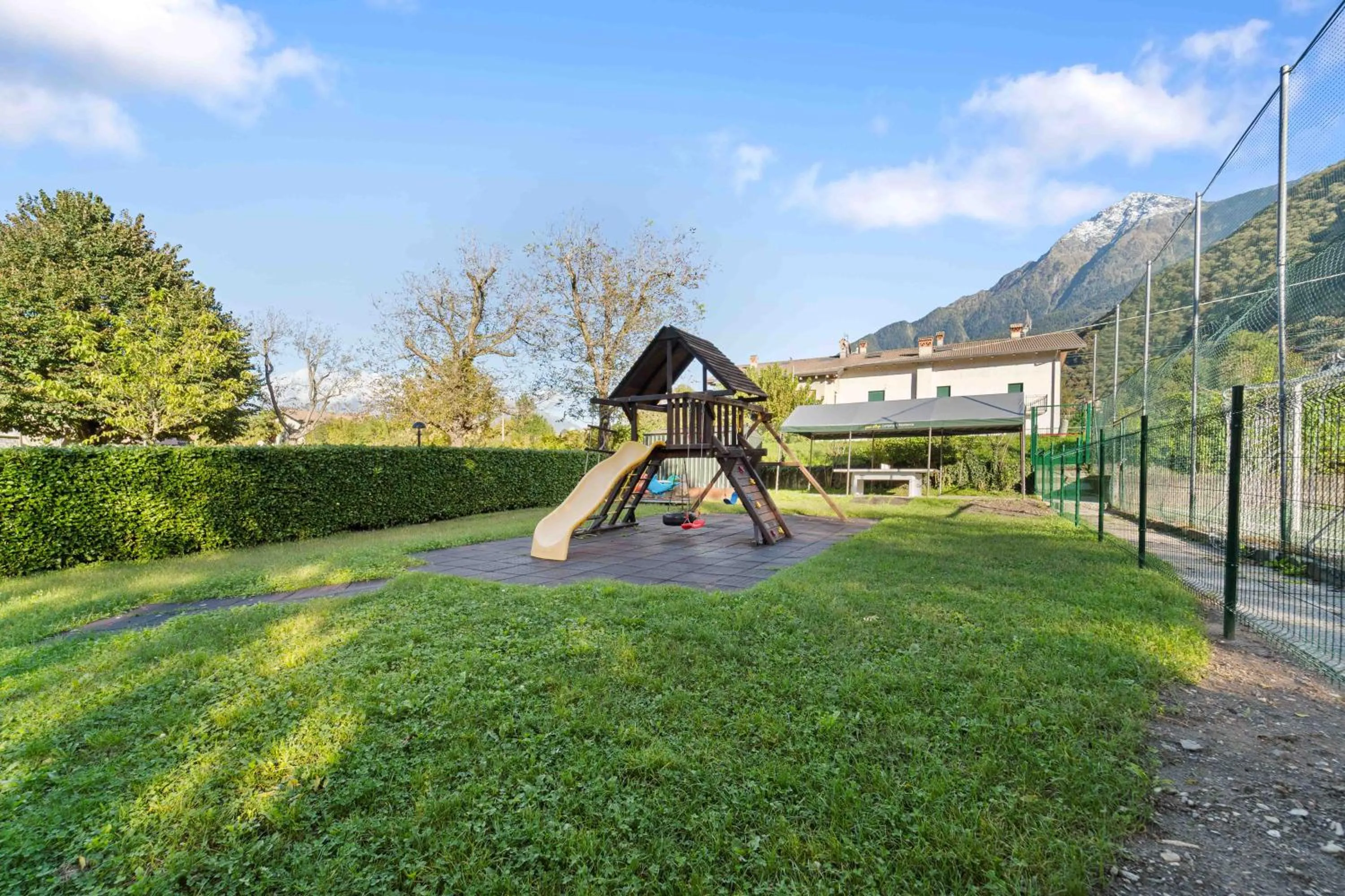 Day in Green Village Accommodations