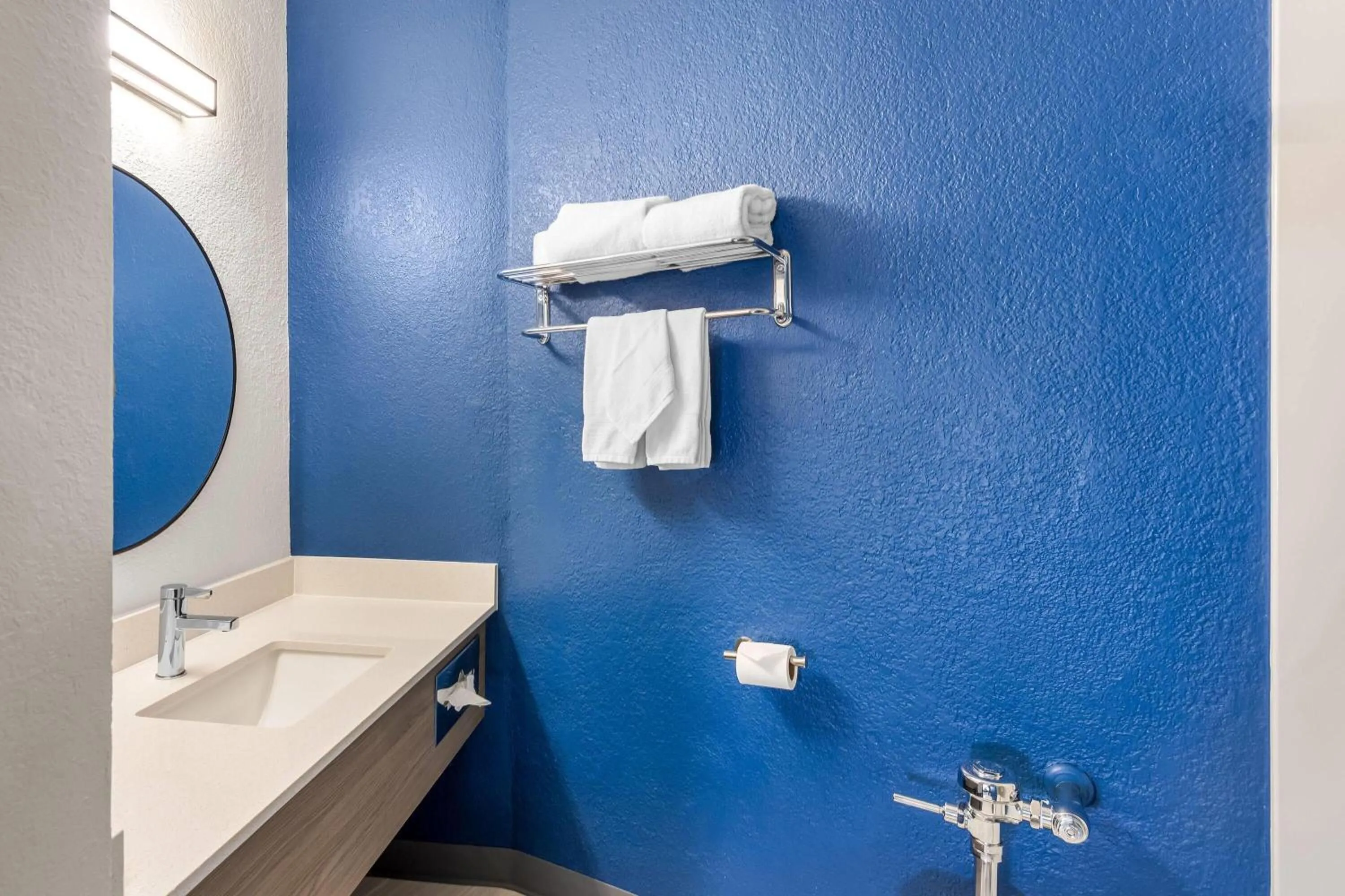 Bathroom in Super 8 by Wyndham Chicago IL