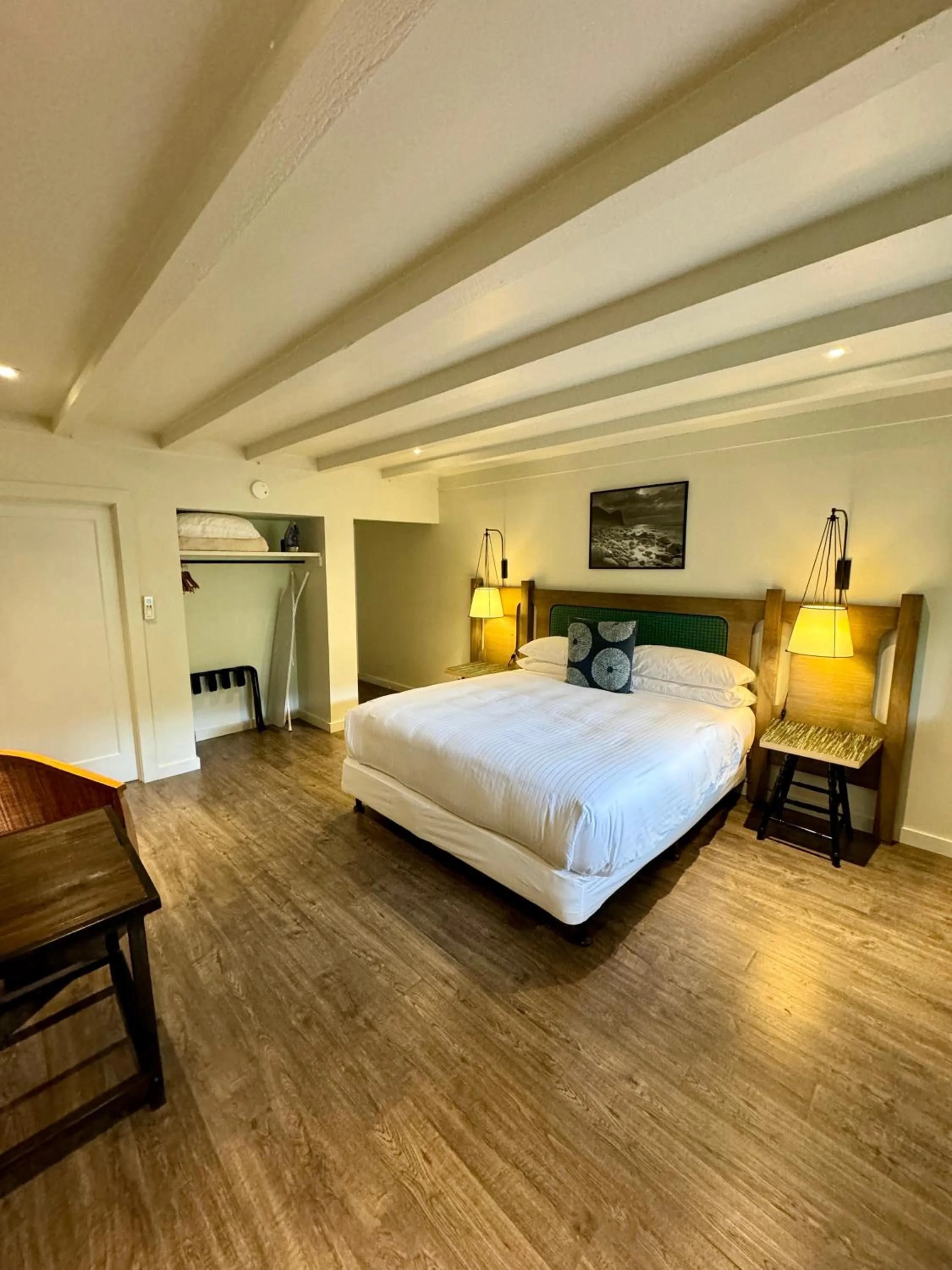 Bed in Hidden Valley Inn