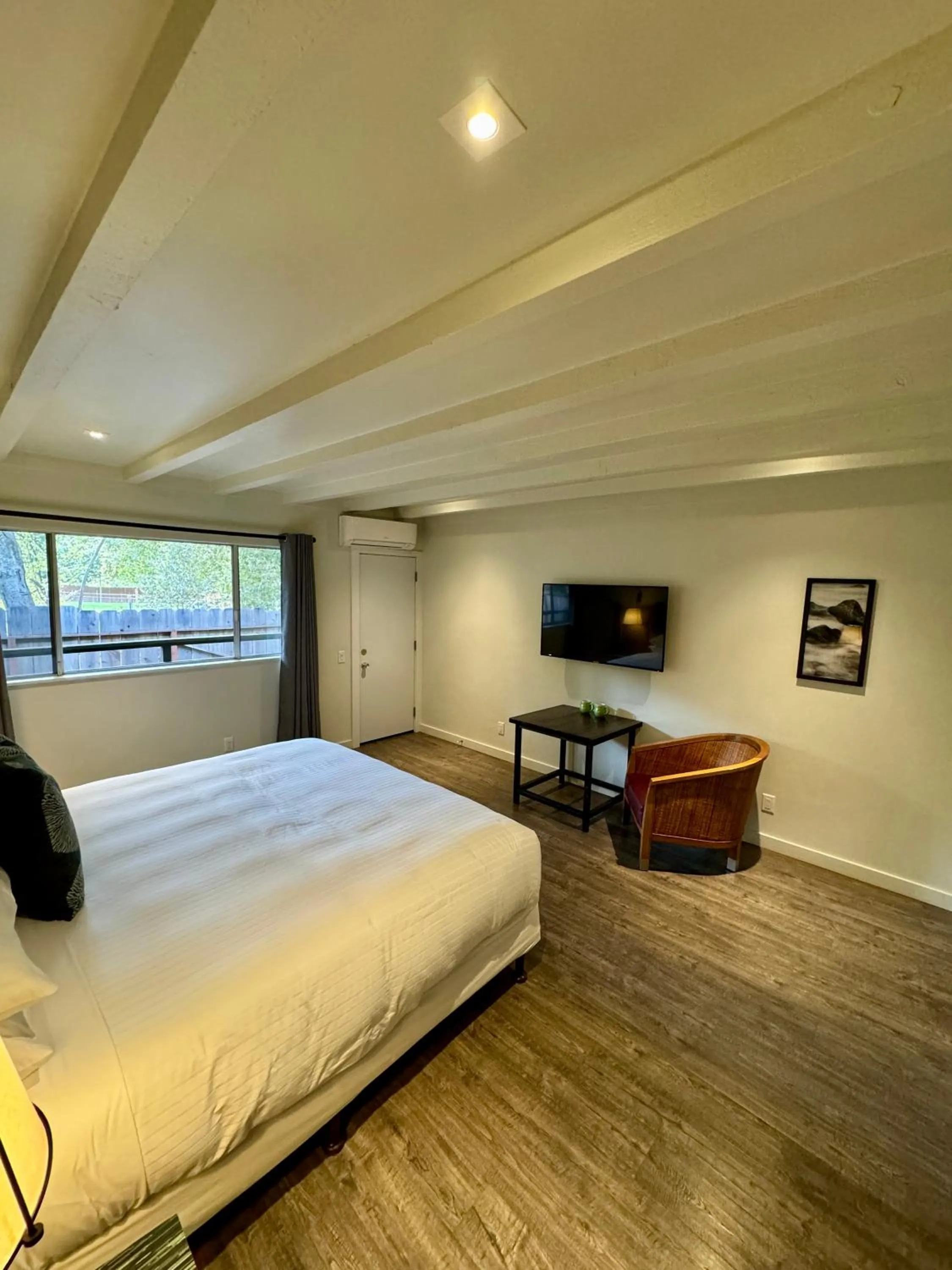 Bed in Hidden Valley Inn