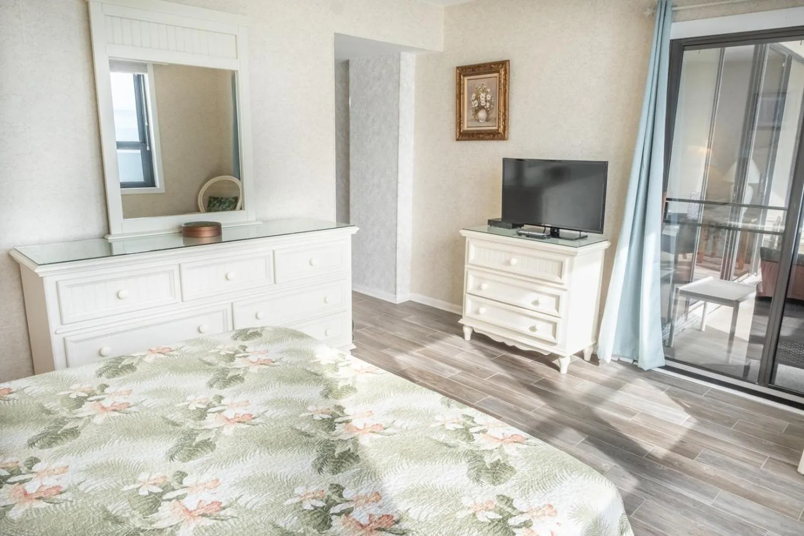 Bed in Arcadian II B11