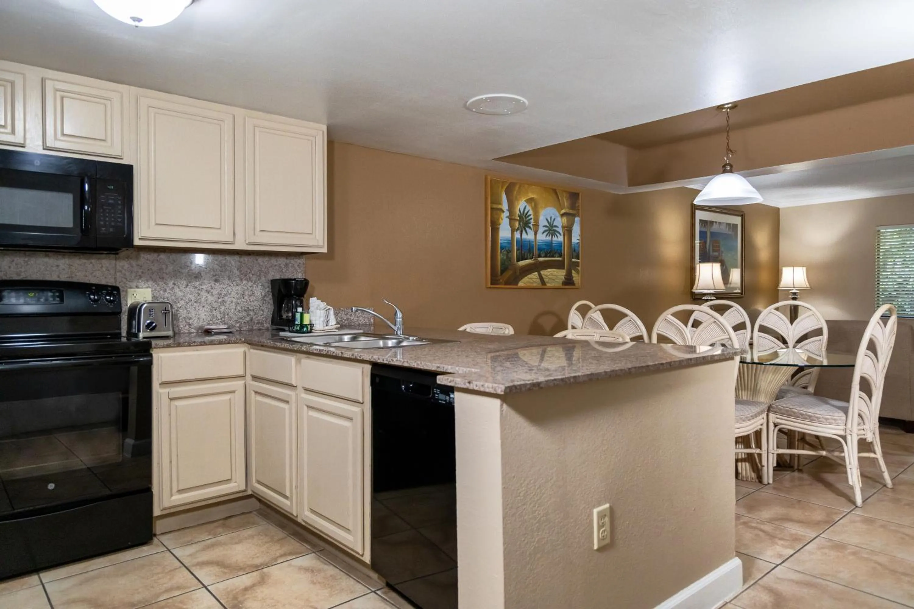 Coffee/tea facilities in Legacy Vacation Resorts Kissimmee & Orlando - Near Disney