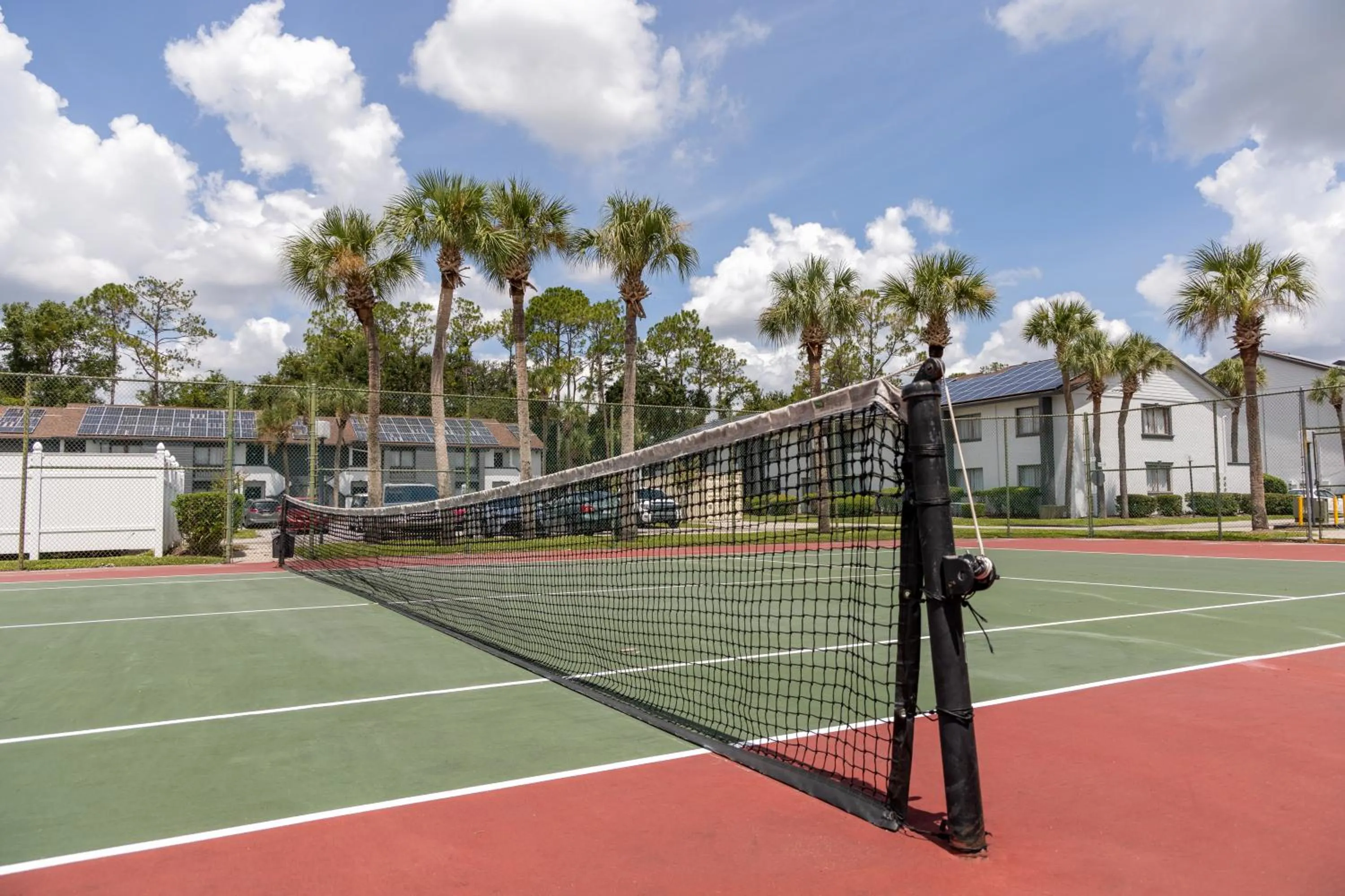 Tennis court in Legacy Vacation Resorts Kissimmee & Orlando - Near Disney