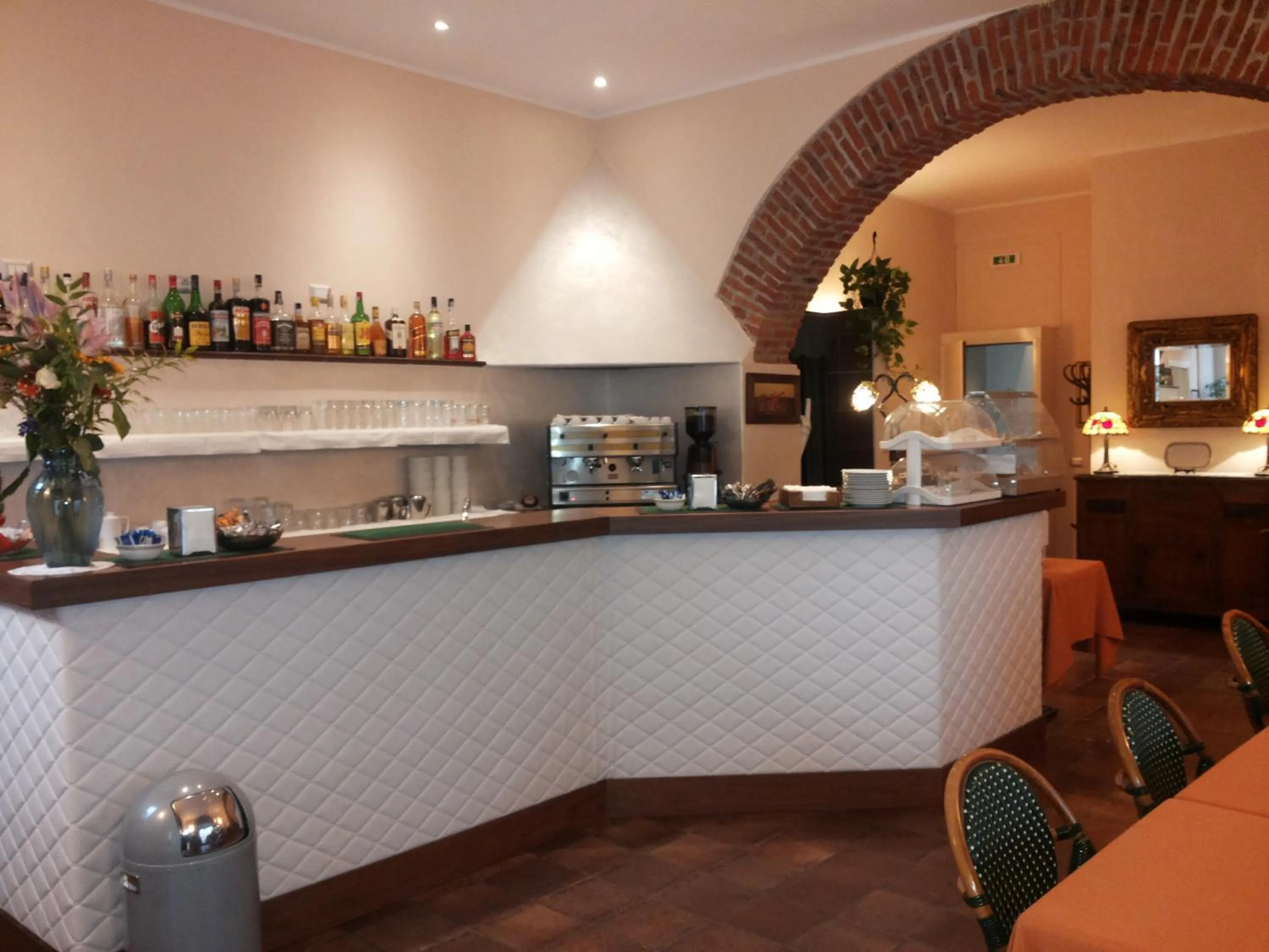 Restaurant/places to eat in Hotel al Corso