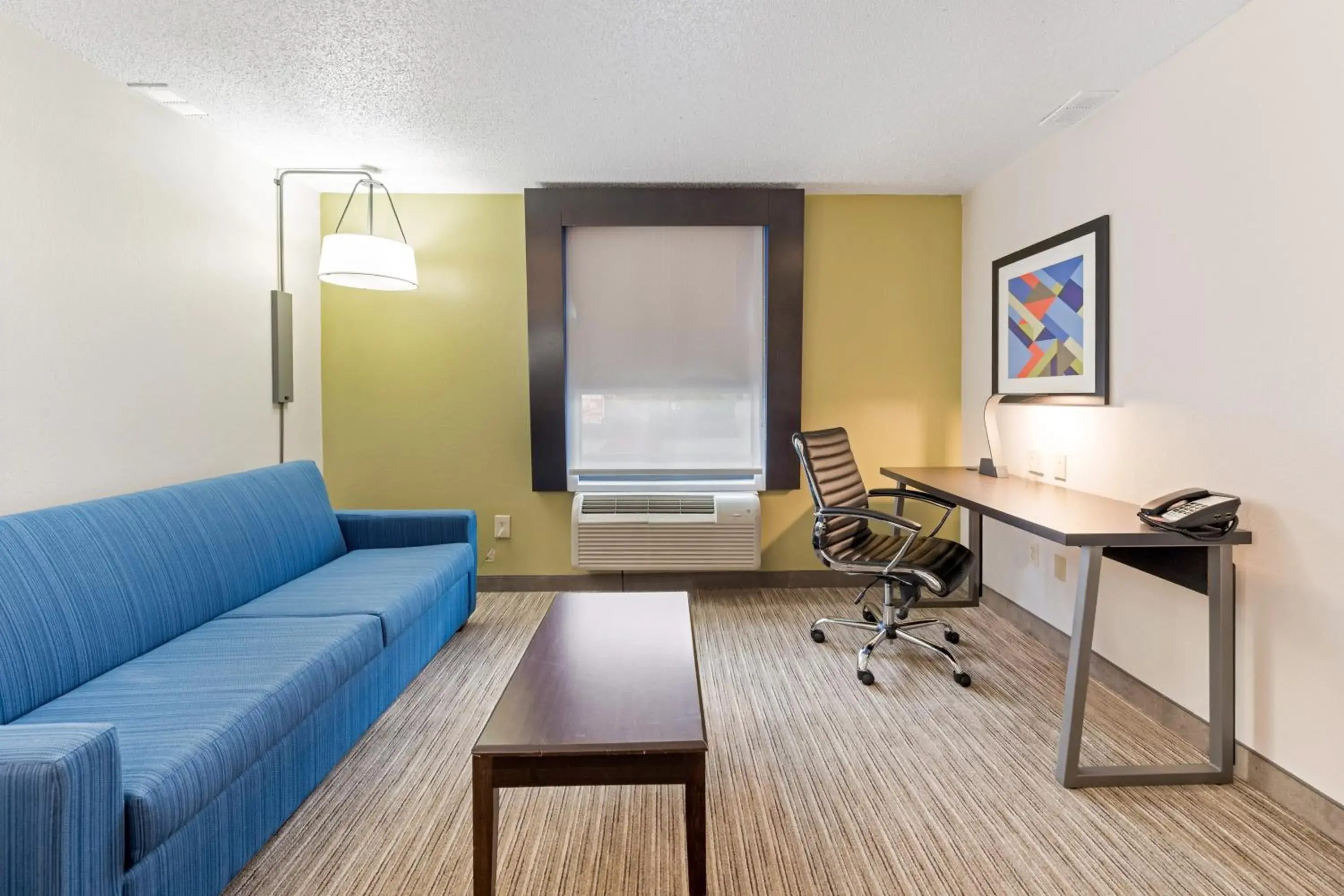 Photo of the whole room in Holiday Inn Express - Columbus Downtown by IHG Photo of the whole room in Holiday Inn Express - Columbus Downtown by IHG