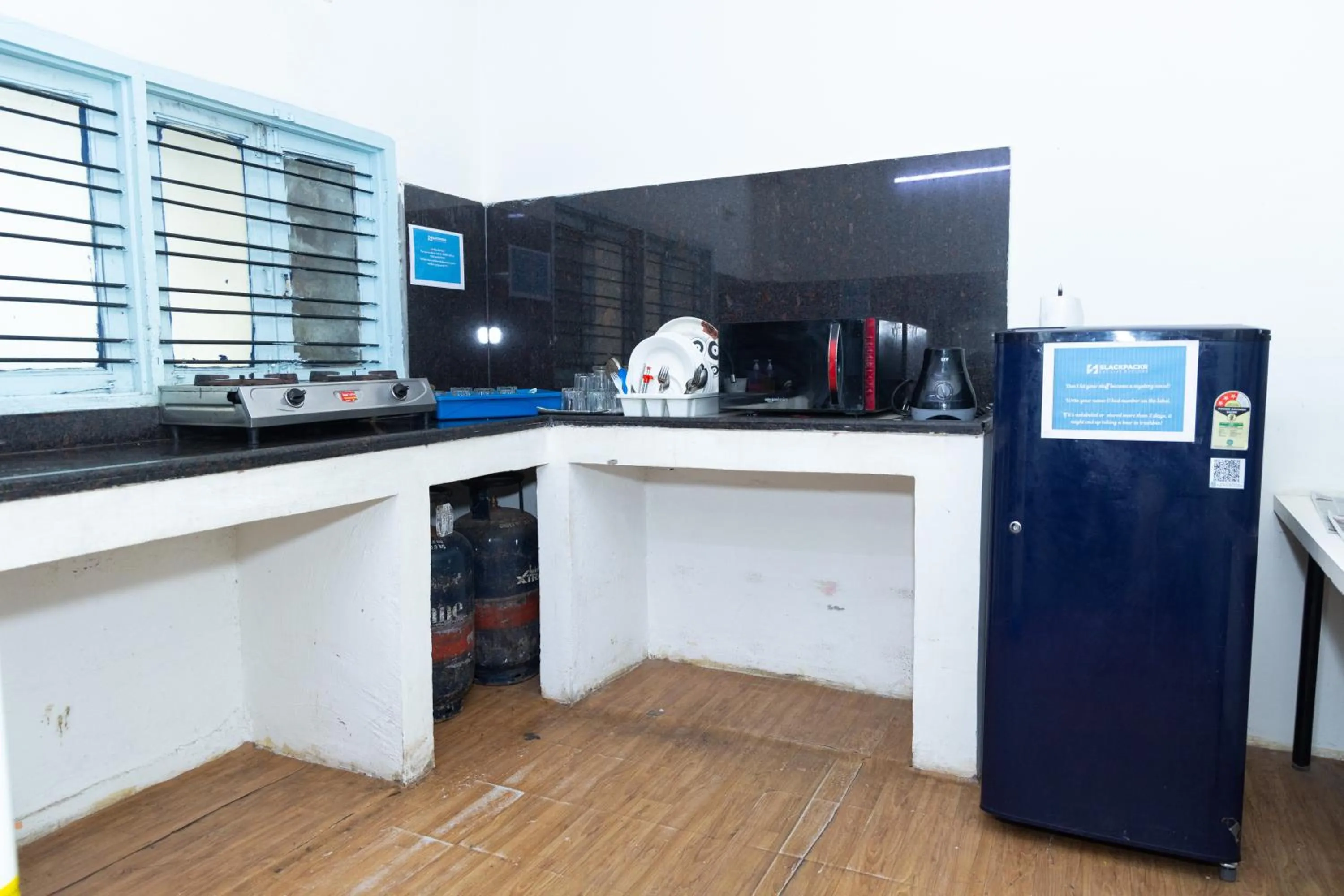 Kitchen or kitchenette in Slackpackr Hyderabad