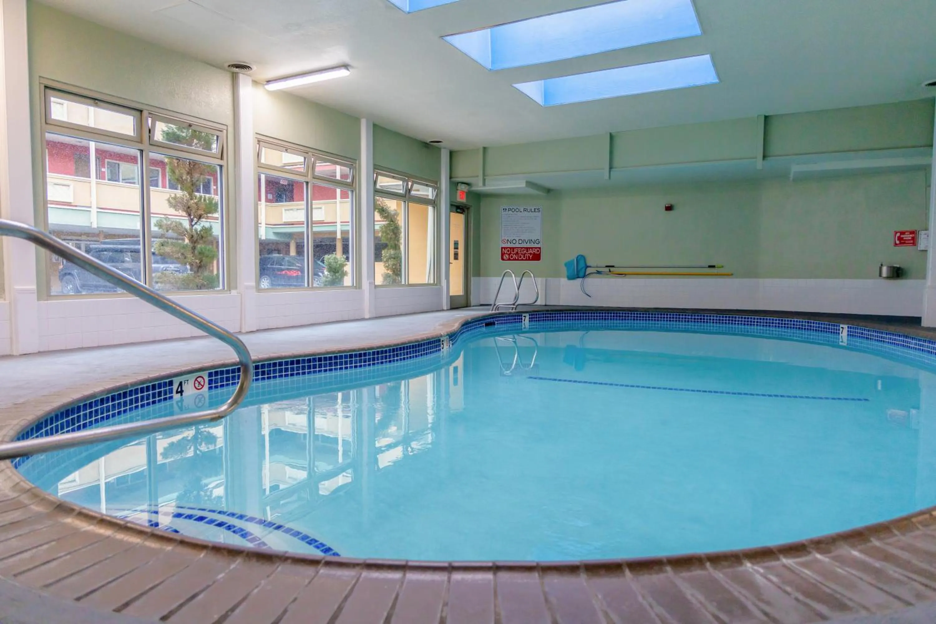 Swimming pool in Legacy Vacation Resorts - Reno