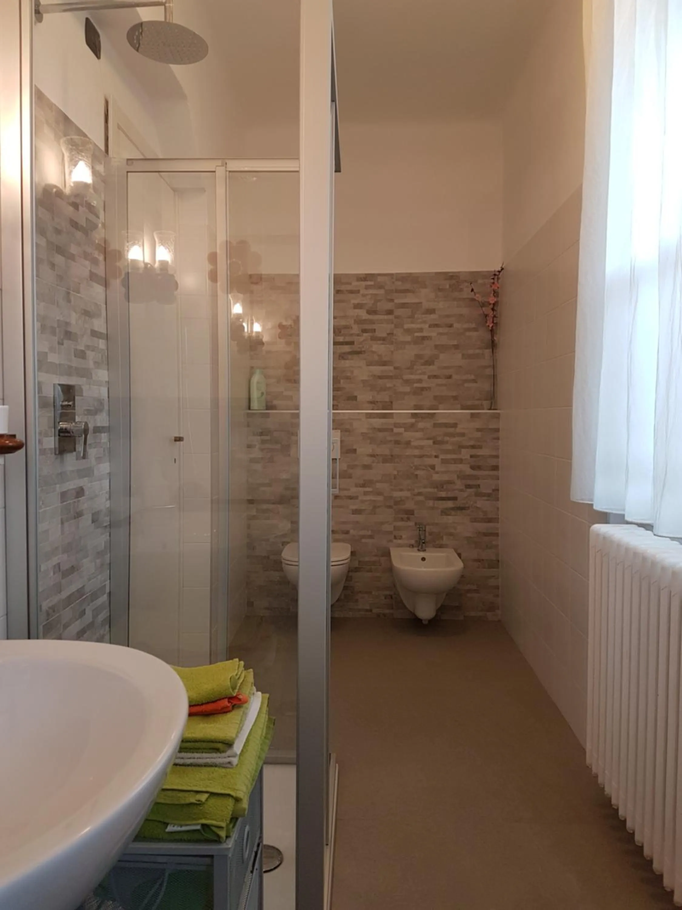 Shower in B&B Le Colombine