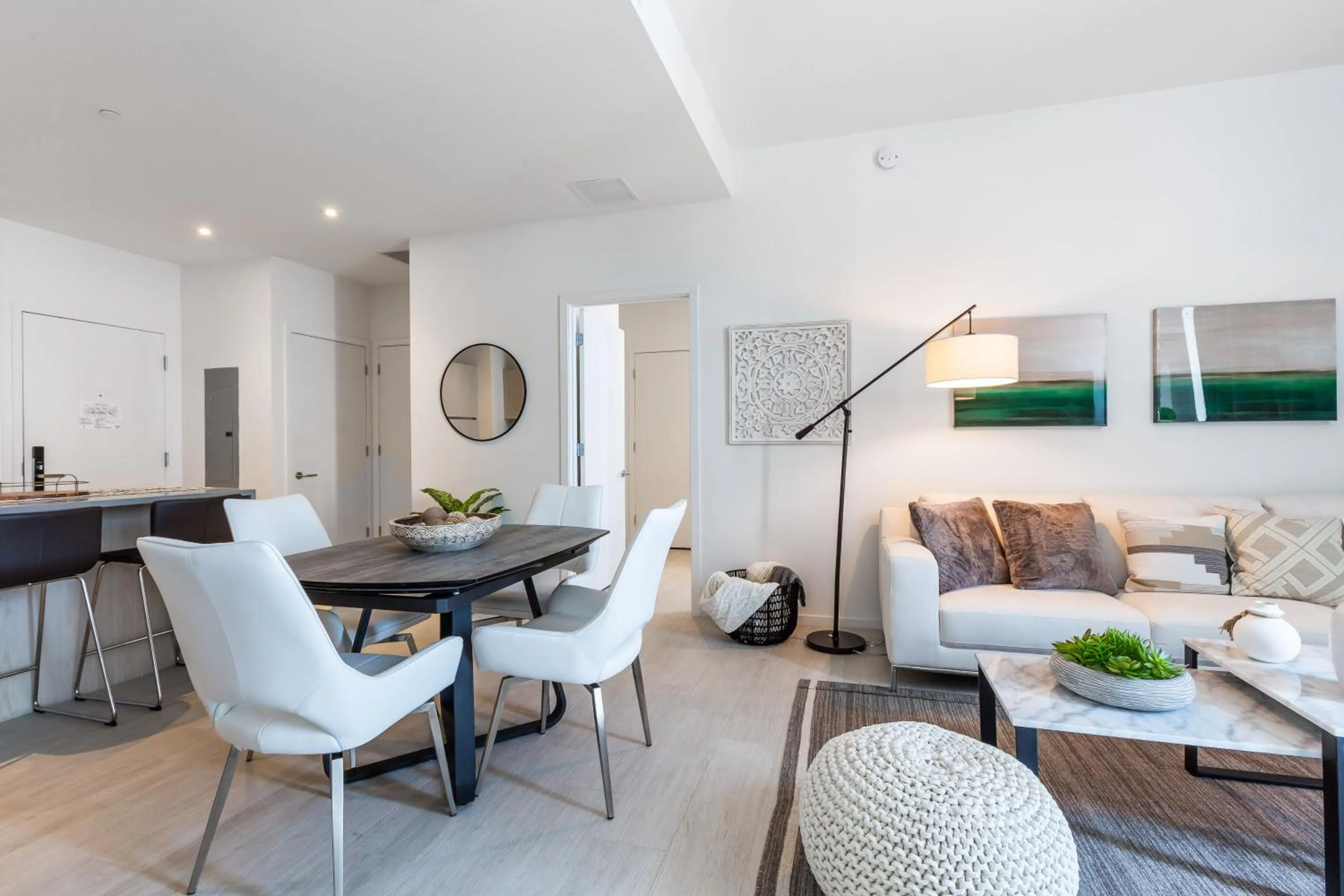 Living room in Hyde Beach House Hollywood Private Suites