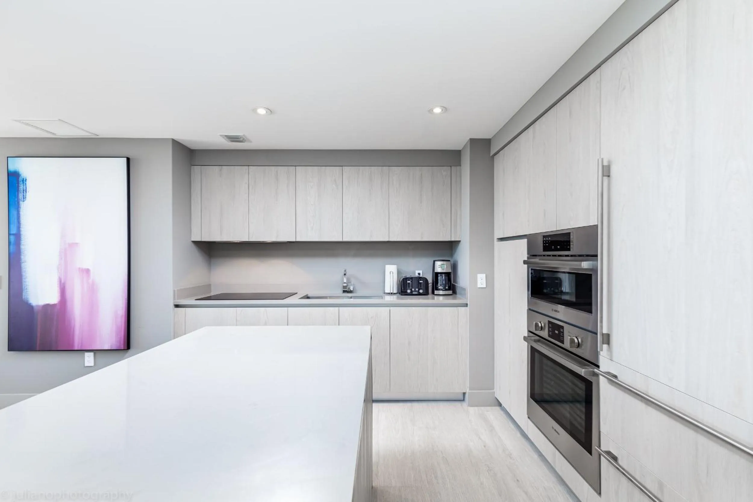 Kitchen or kitchenette in Hyde Beach House Hollywood Private Suites