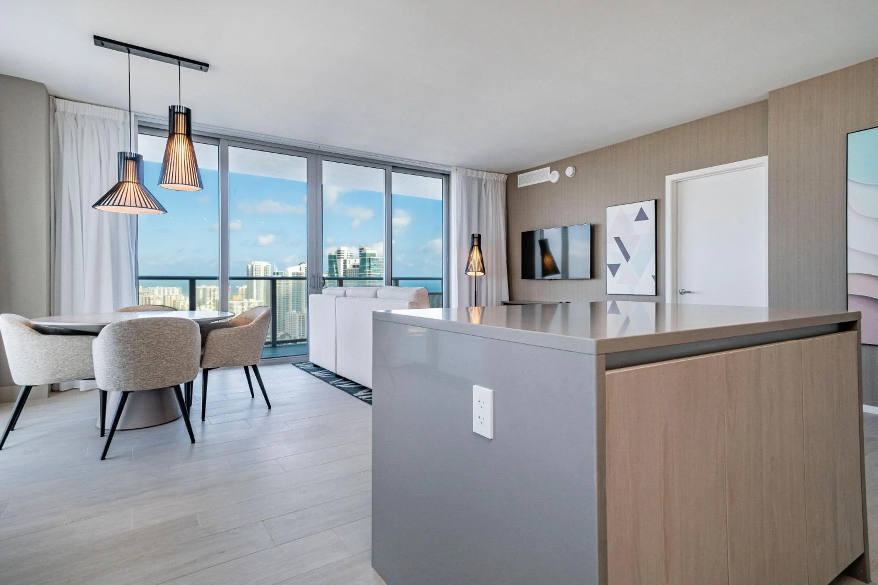 Balcony/Terrace in Hyde Beach House Hollywood Private Suites