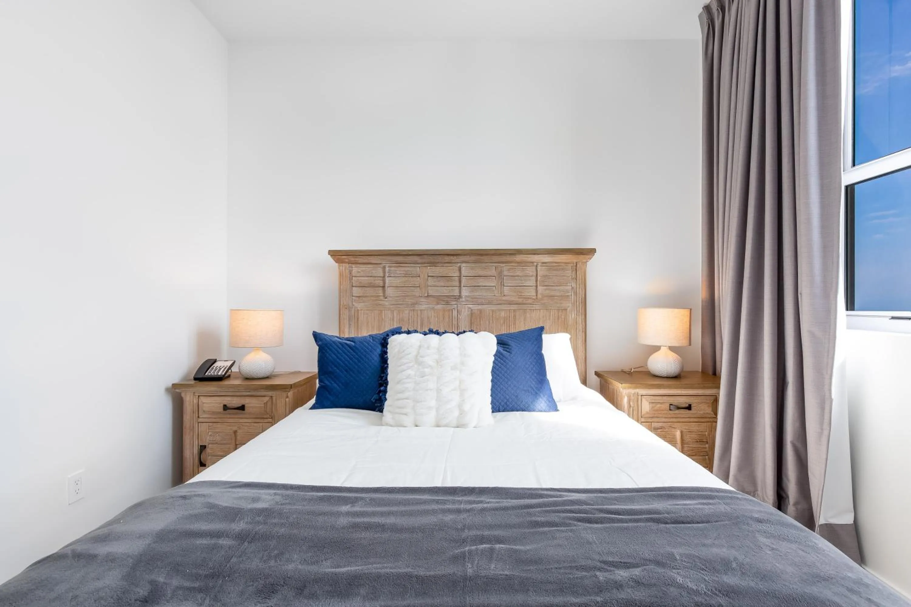 Bedroom, Bed in Hyde Beach House Hollywood Private Suites