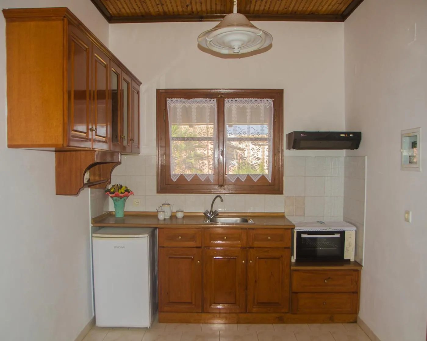 Kitchen or kitchenette in Takis Apartments