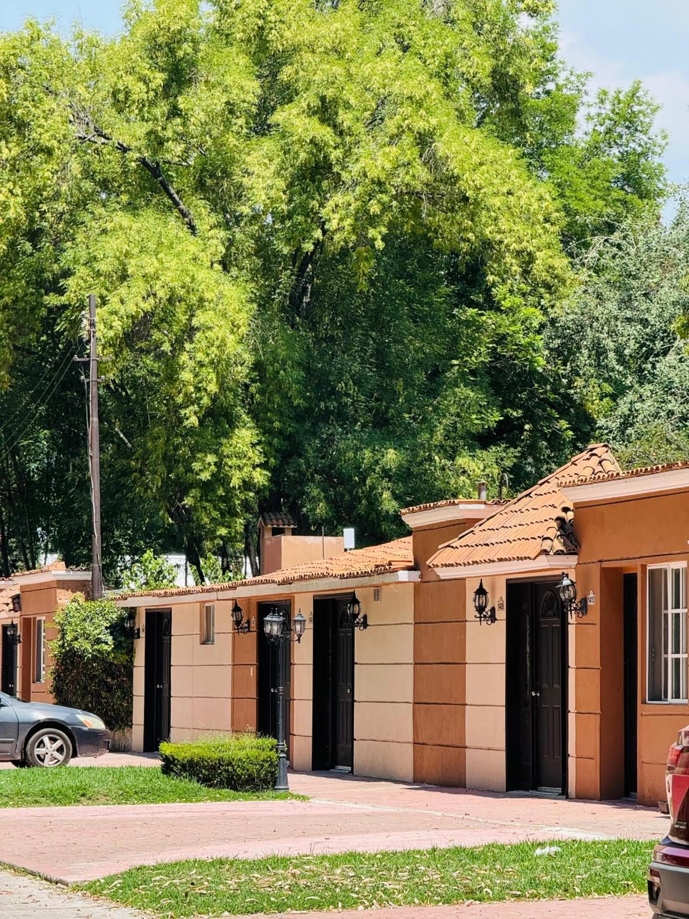 Property building in Real Home by Real del Bosque