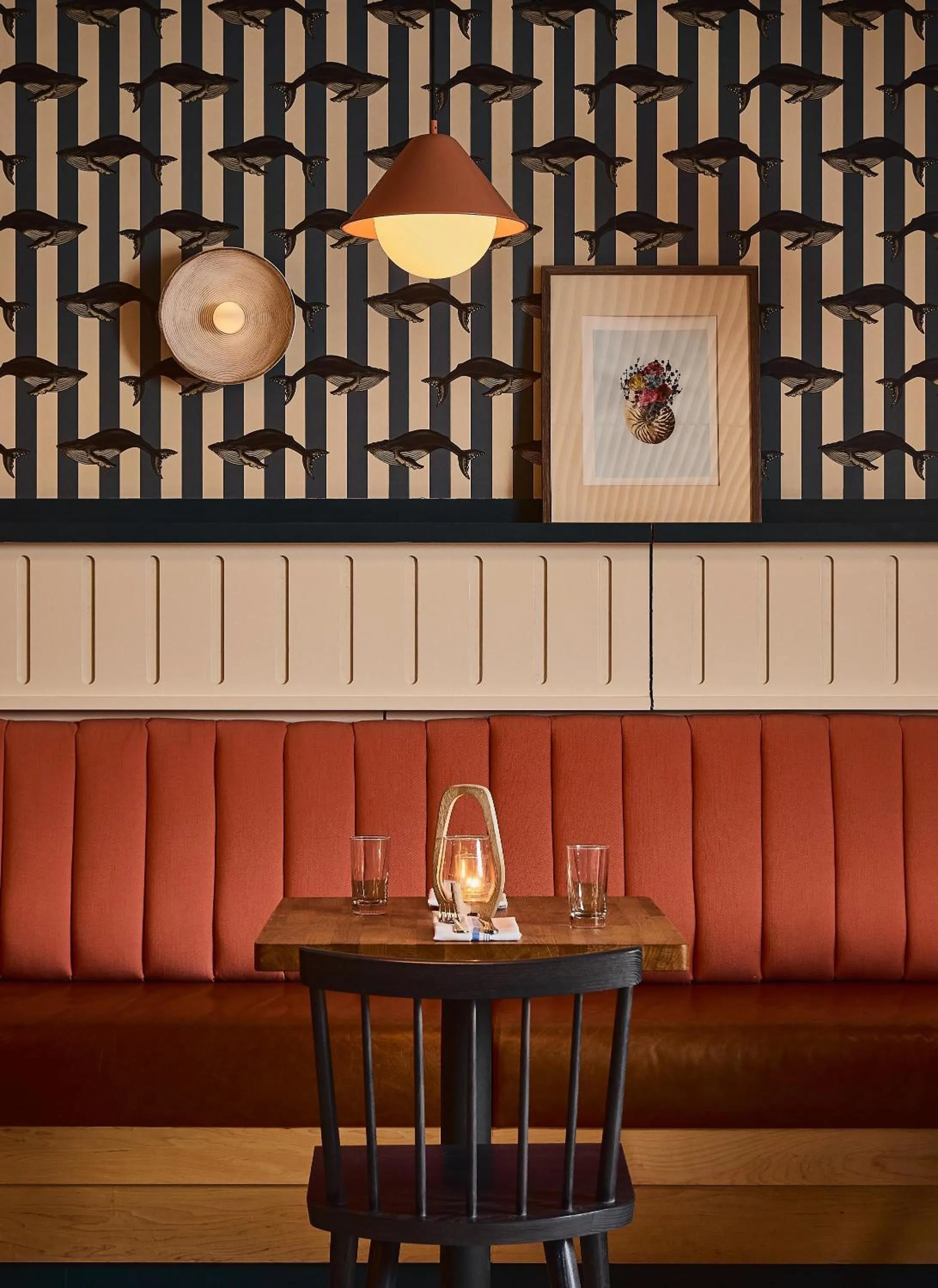 Restaurant/places to eat in Wayfinder Newport