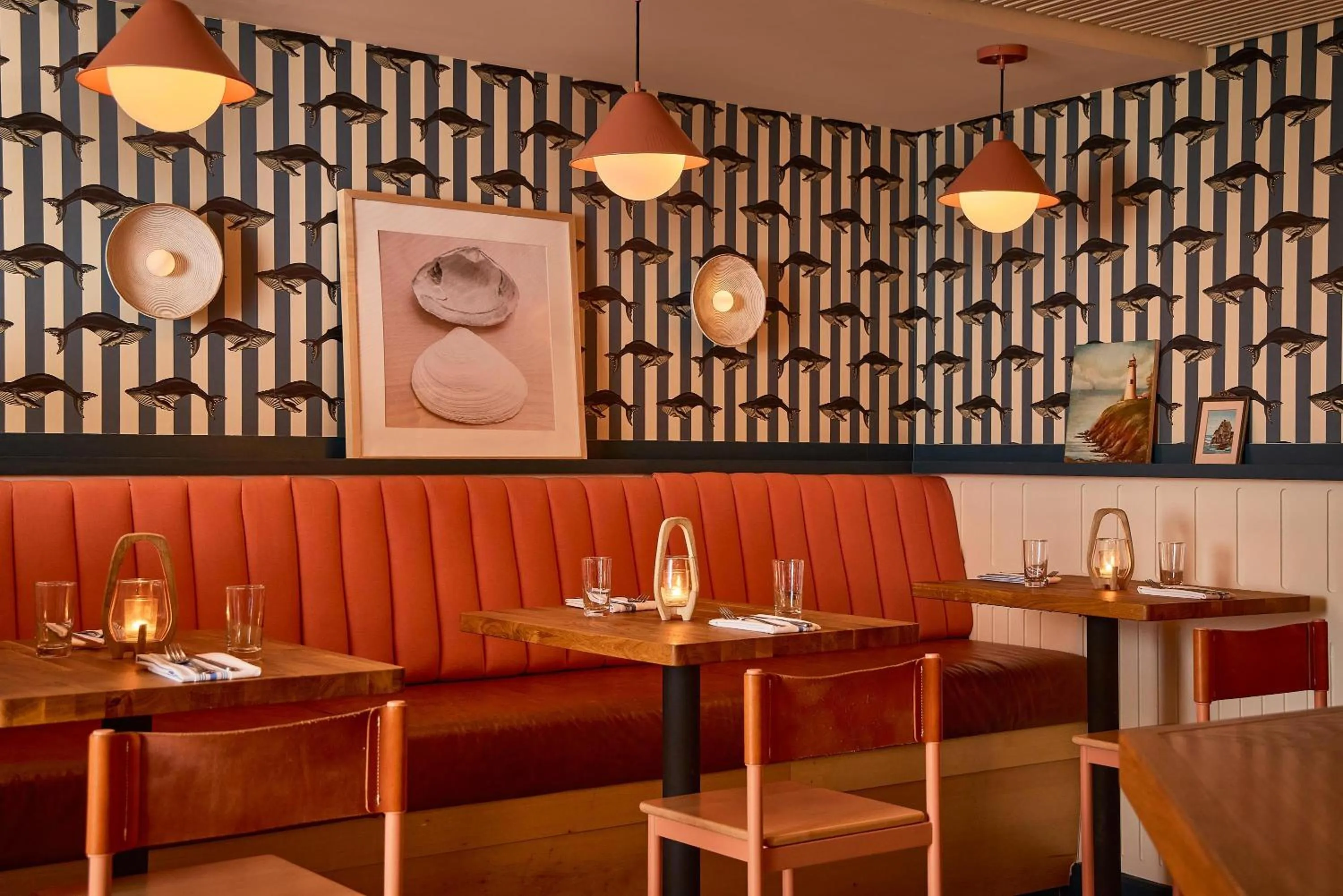 Restaurant/places to eat in Wayfinder Newport